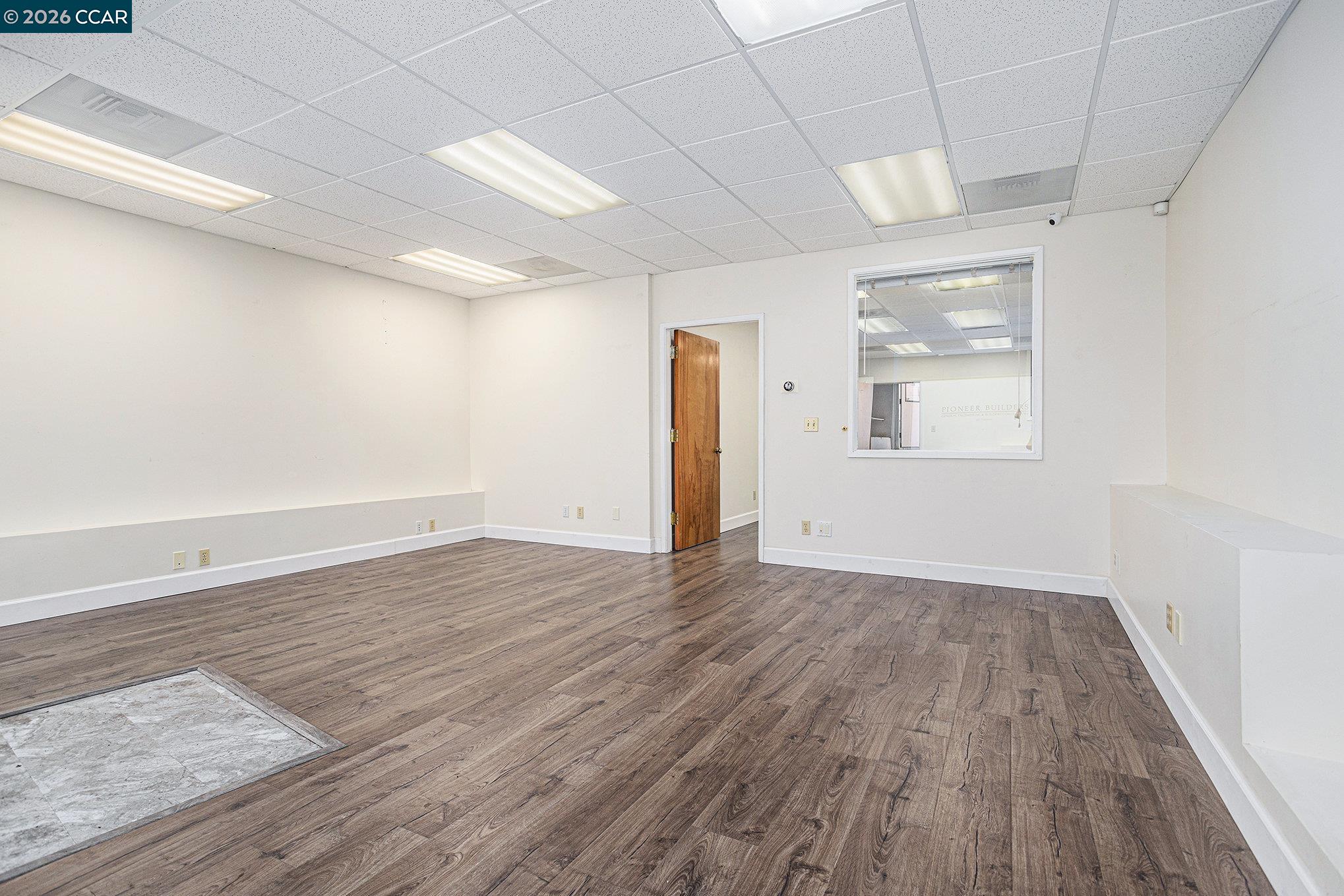 Detail Gallery Image 4 of 31 For 3755-3759 Mission St, San Francisco,  CA 94110 - – Beds | – Baths