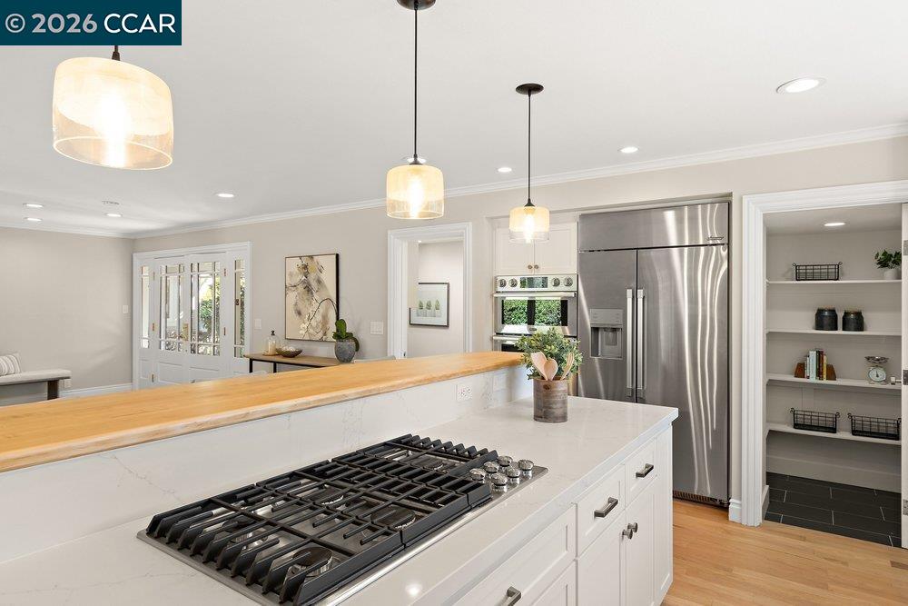 Detail Gallery Image 19 of 43 For 7 Whitehall Dr, Orinda,  CA 94563 - 3 Beds | 2 Baths