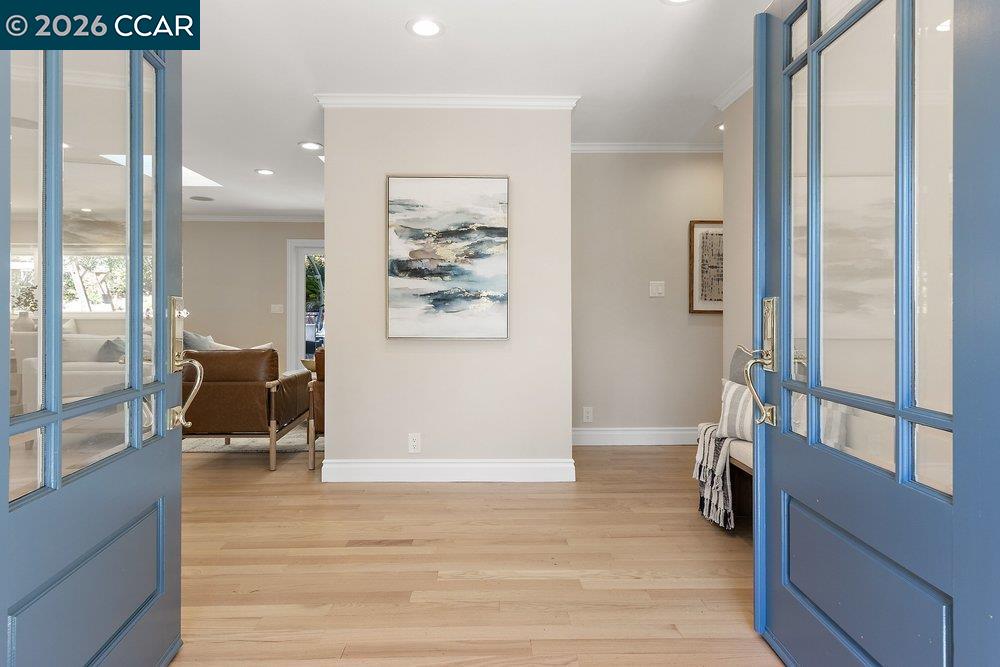 Detail Gallery Image 6 of 43 For 7 Whitehall Dr, Orinda,  CA 94563 - 3 Beds | 2 Baths