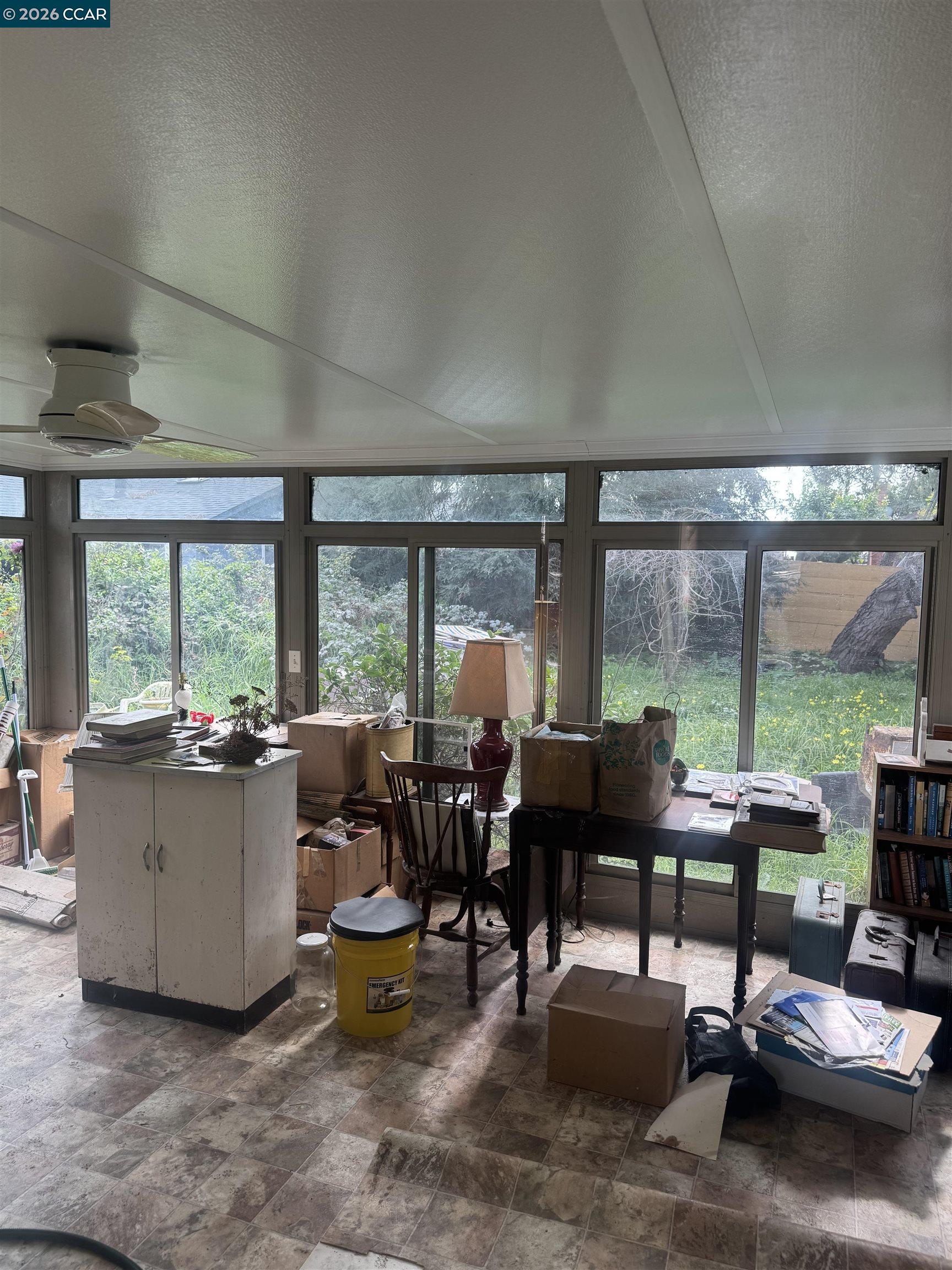 Detail Gallery Image 3 of 12 For 1418 Esmond Ave, Richmond,  CA 94801 - 2 Beds | 1 Baths