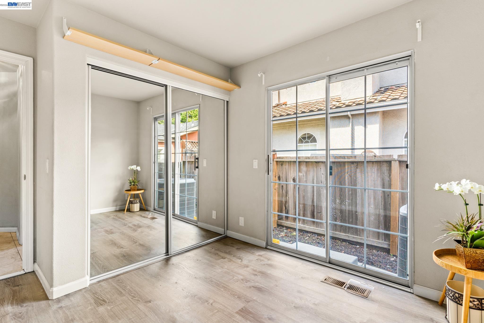 Detail Gallery Image 17 of 36 For 283 Esther Ave, Campbell,  CA 95008-1202 - 3 Beds | 3 Baths