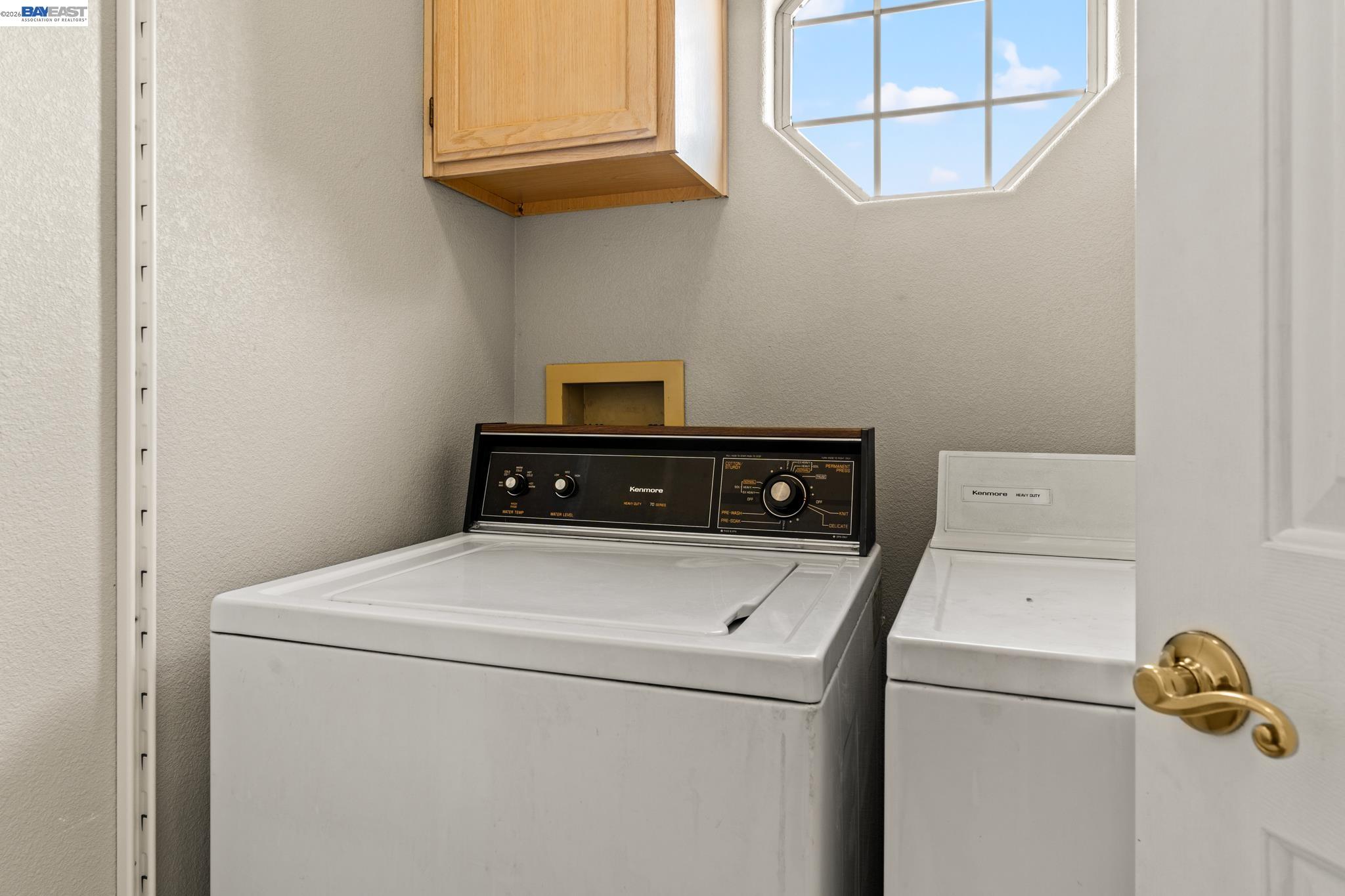 Detail Gallery Image 22 of 36 For 283 Esther Ave, Campbell,  CA 95008-1202 - 3 Beds | 3 Baths