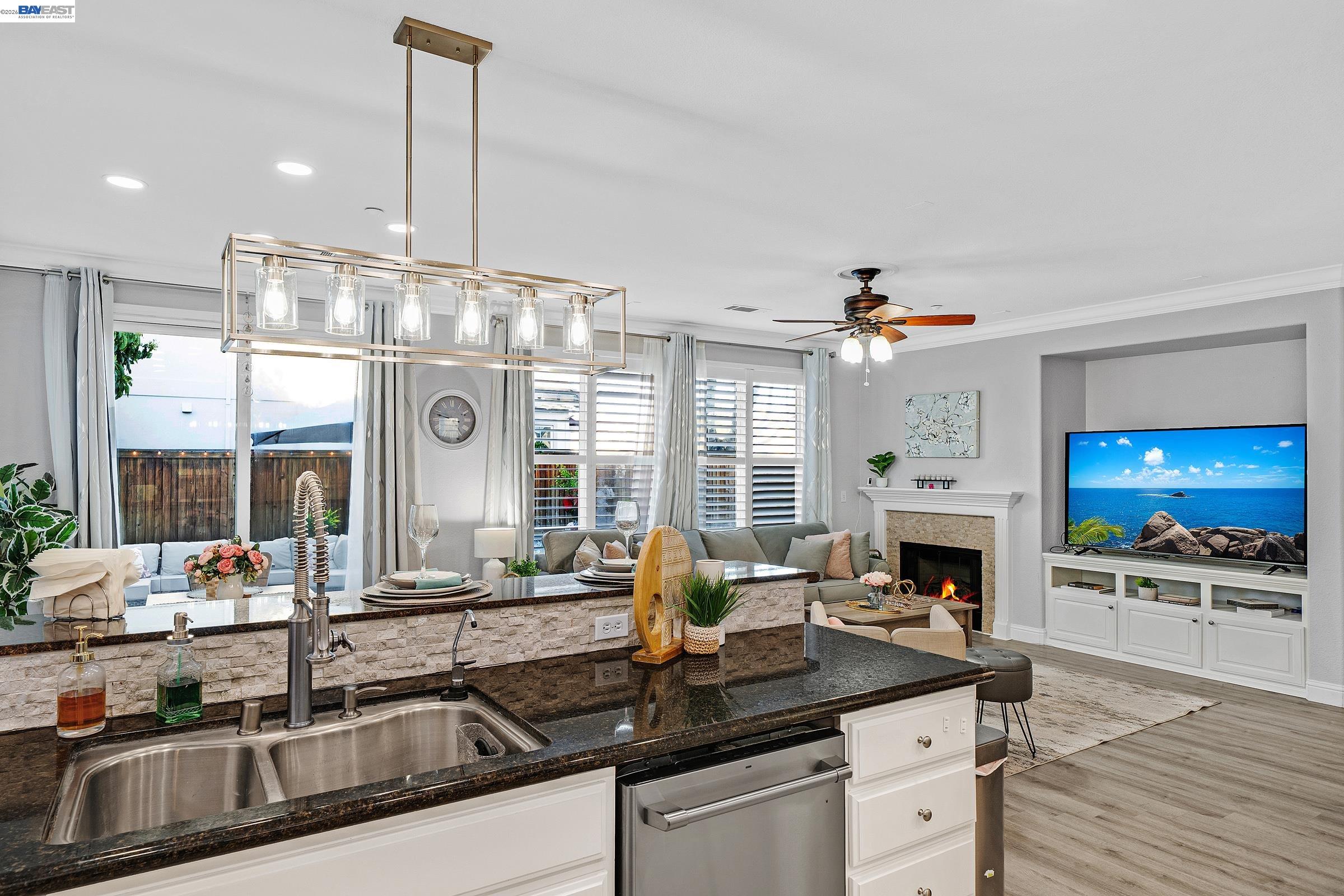 Detail Gallery Image 9 of 38 For 2608 Intrigue Ln, Brentwood,  CA 94513 - 3 Beds | 2 Baths