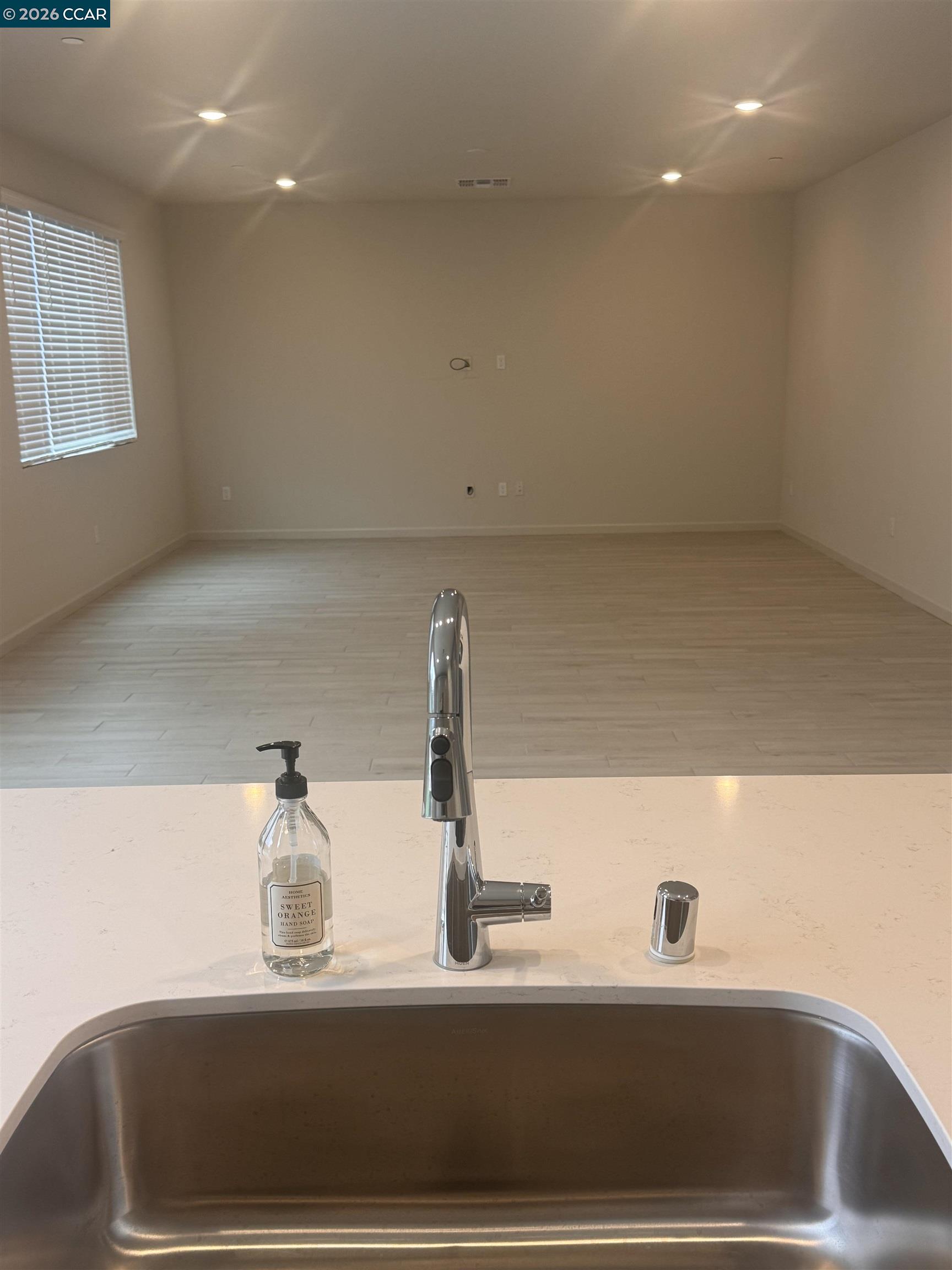 Detail Gallery Image 3 of 35 For 4202 Markovich Court, Richmond,  CA 94806 - 4 Beds | 3 Baths