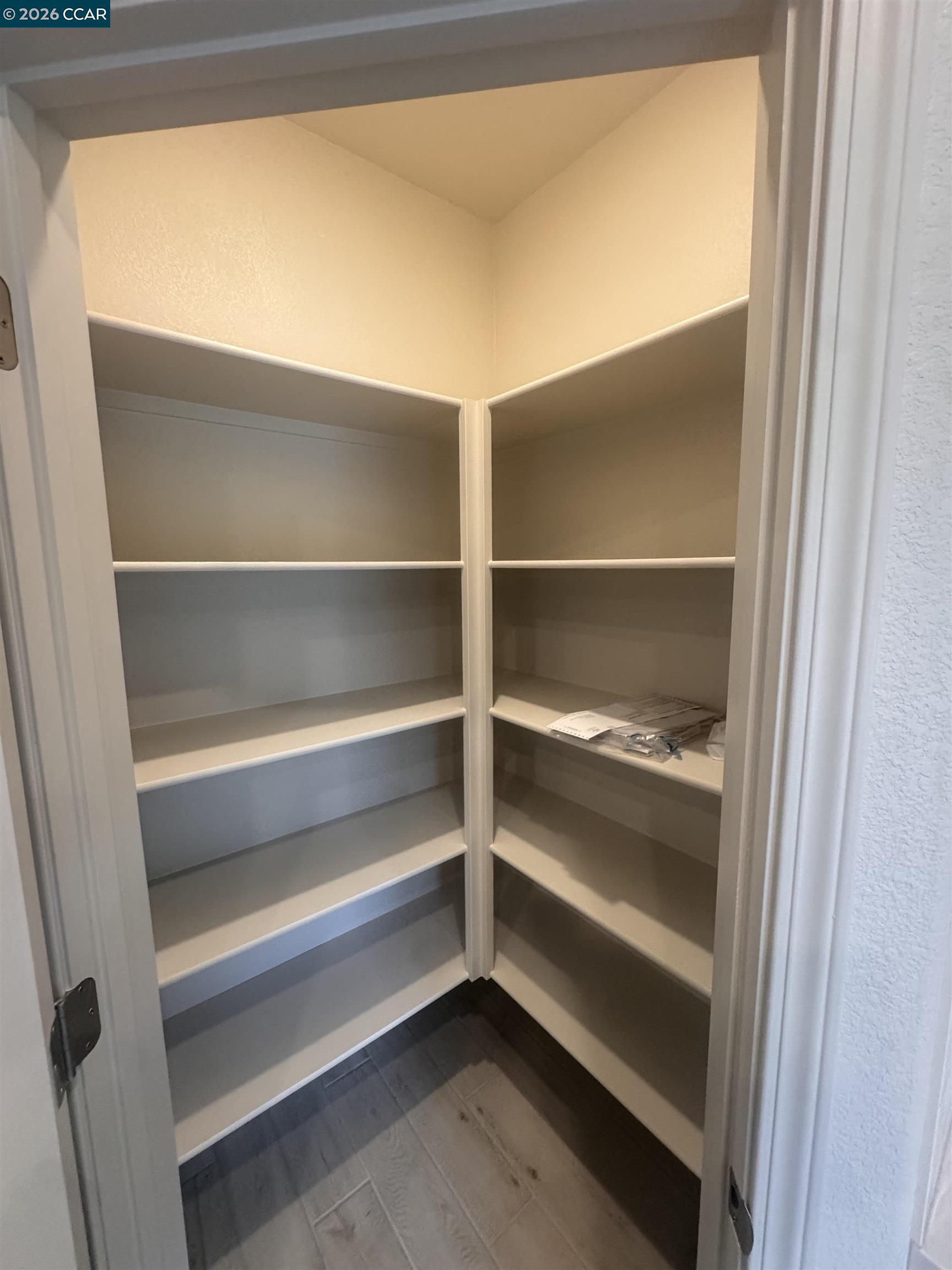 Detail Gallery Image 7 of 35 For 4202 Markovich Court, Richmond,  CA 94806 - 4 Beds | 3 Baths