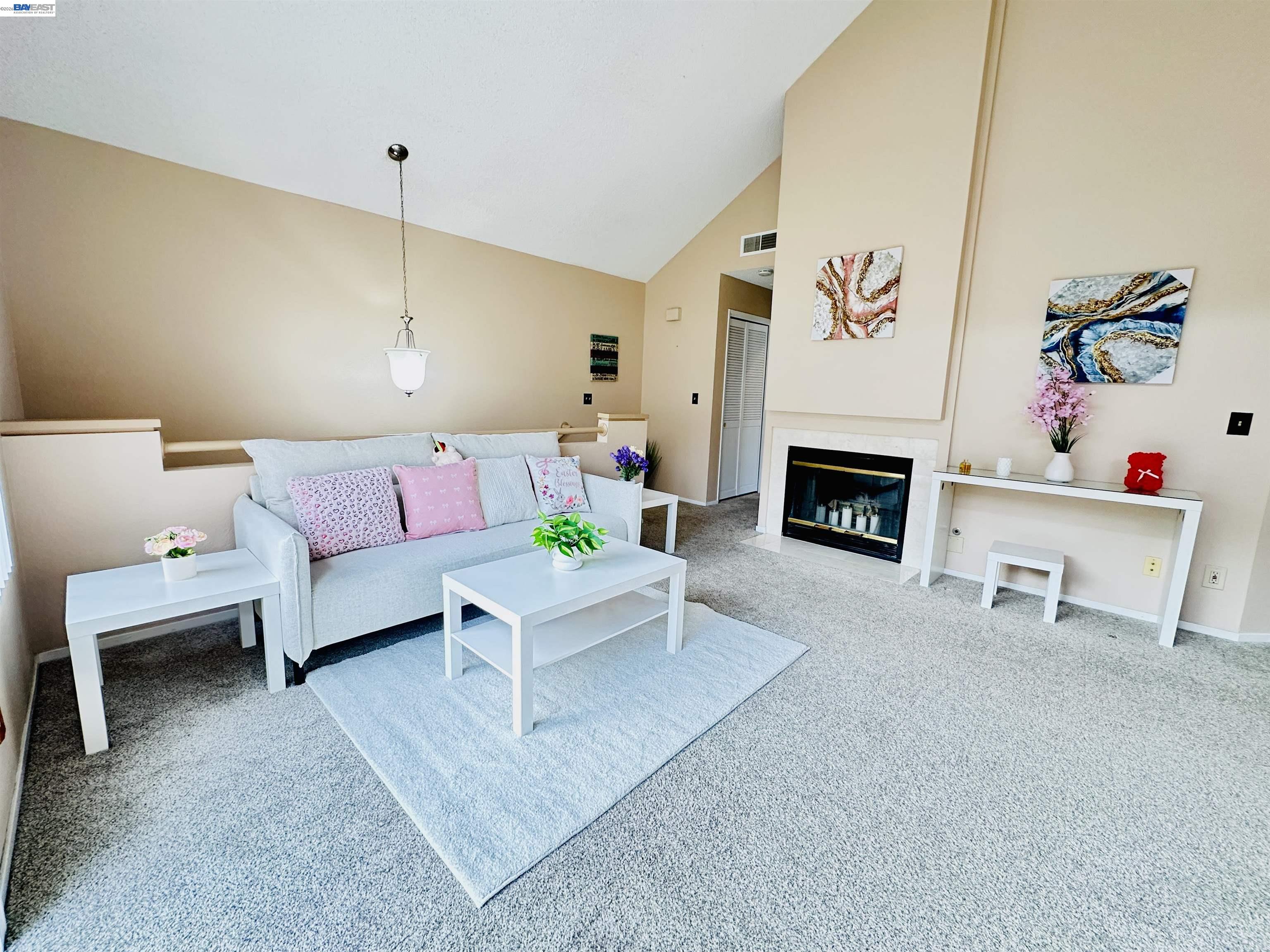 Photo #3: 41125696 Listing: Photo #3