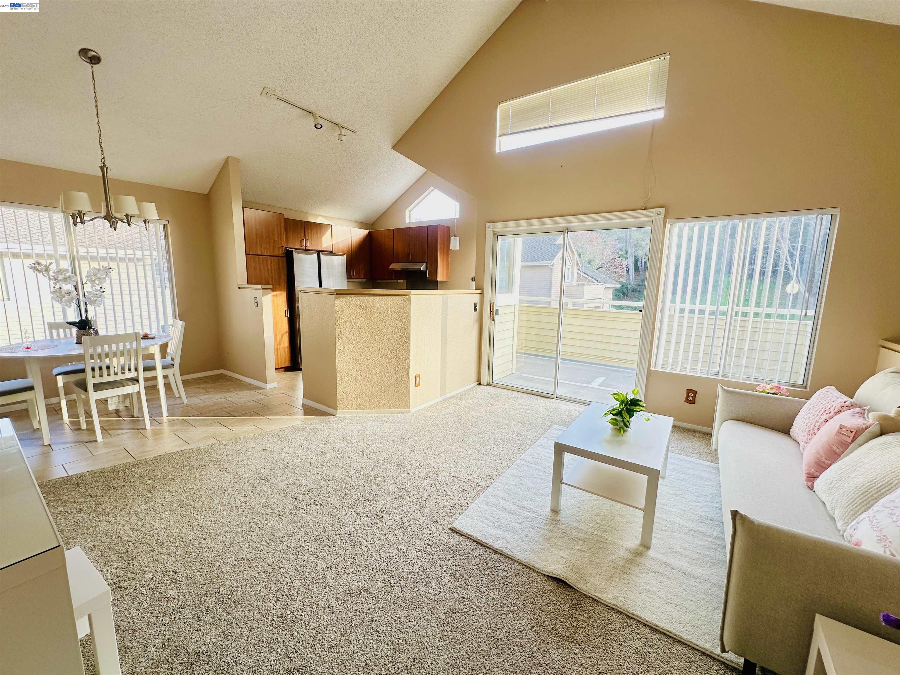 Photo #4: 41125696 Listing: Photo #4