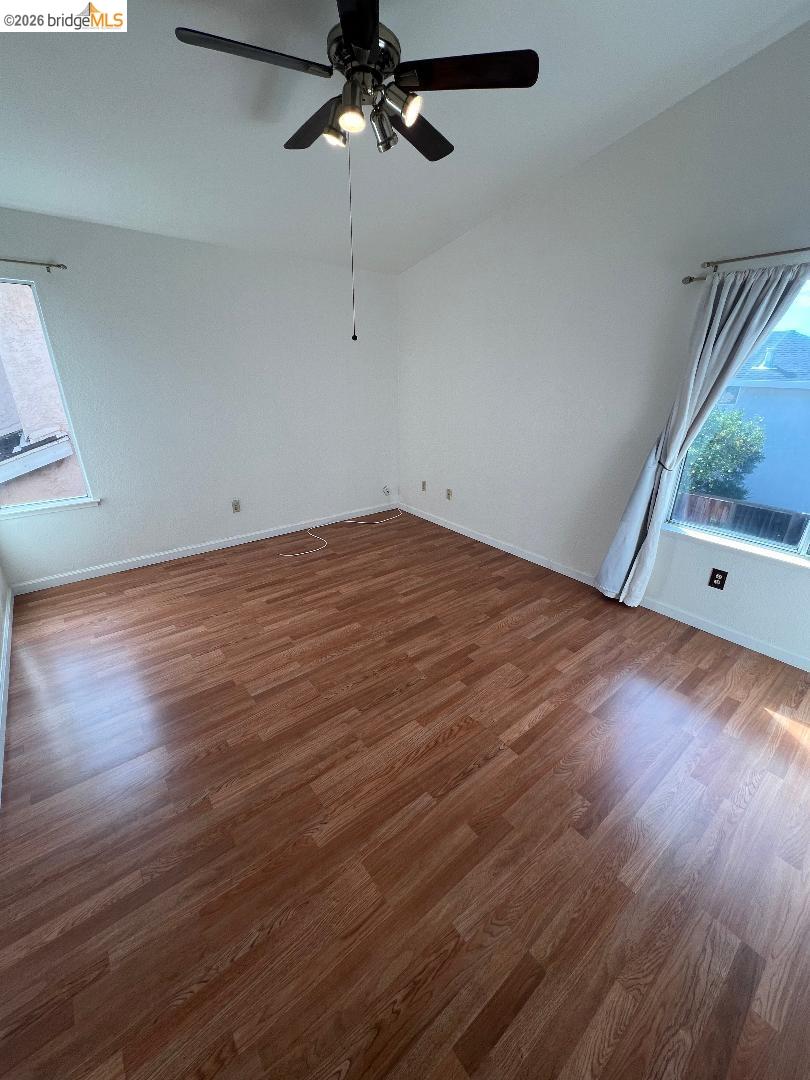 Detail Gallery Image 13 of 15 For 4525 Waterford Way, Oakley,  CA 94561 - 4 Beds | 2/1 Baths