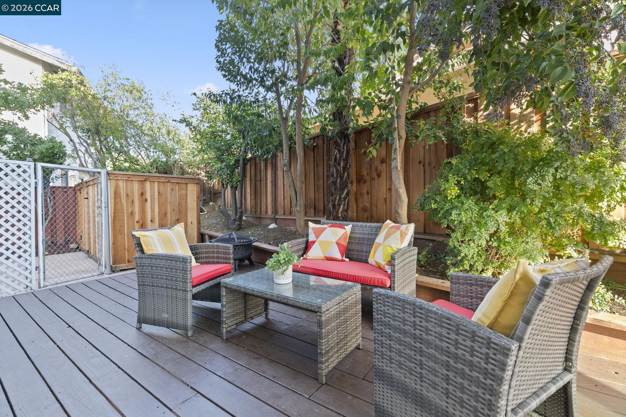 Detail Gallery Image 47 of 59 For 5537 Pamplona Ct, Concord,  CA 94521 - 4 Beds | 2/1 Baths