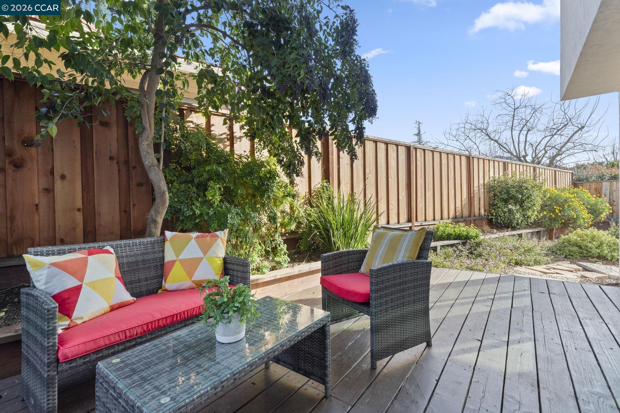 Detail Gallery Image 49 of 59 For 5537 Pamplona Ct, Concord,  CA 94521 - 4 Beds | 2/1 Baths