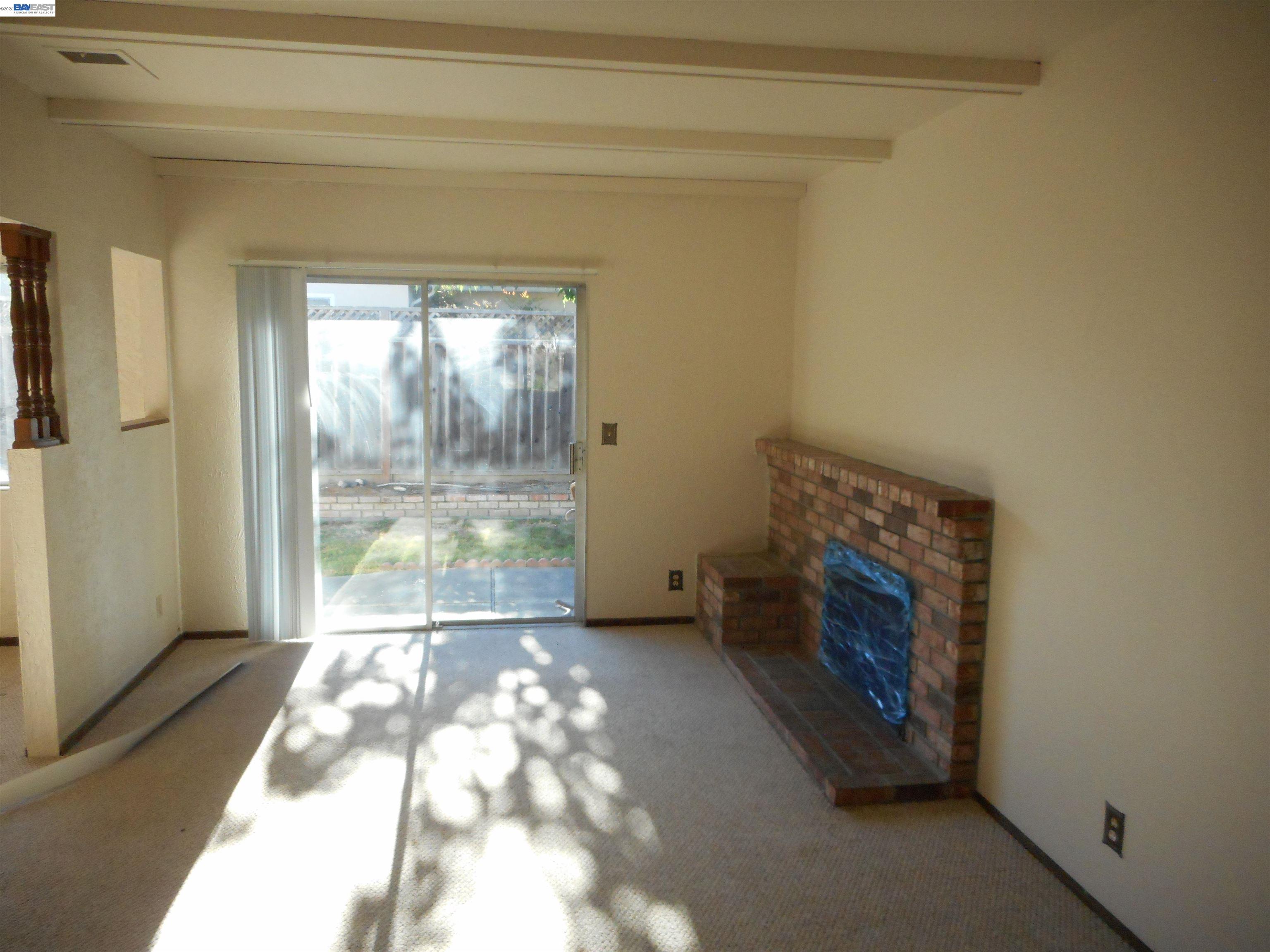 Detail Gallery Image 2 of 9 For 2814 Chamier Place, Fremont,  CA 94555 - 4 Beds | 2 Baths