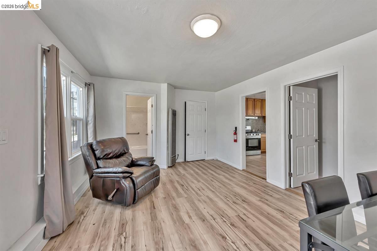 Detail Gallery Image 12 of 18 For 1715 9th Ave #UNIT C,  Oakland,  CA 94606 - 1 Beds | 1 Baths