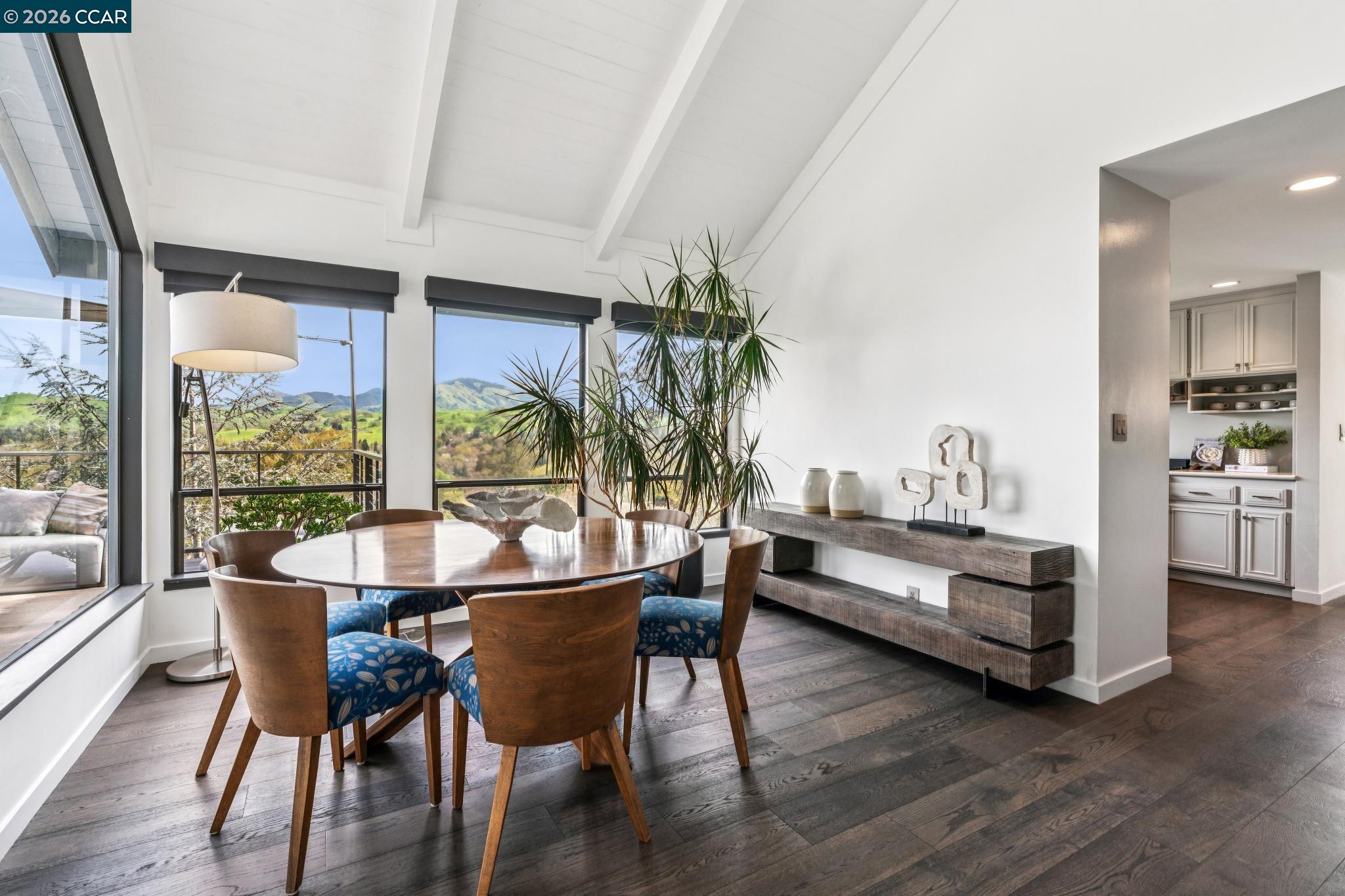 Detail Gallery Image 12 of 51 For 154 Rudgear Drive, Walnut Creek,  CA 94596 - 4 Beds | 2/1 Baths