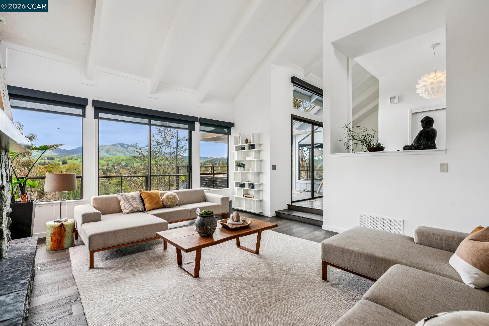 Detail Gallery Image 8 of 51 For 154 Rudgear Drive, Walnut Creek,  CA 94596 - 4 Beds | 2/1 Baths