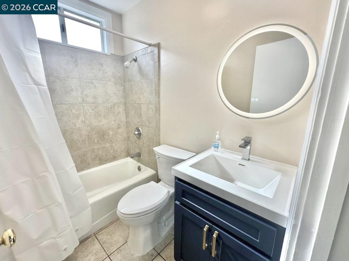 Detail Gallery Image 4 of 4 For 2724 Marlborough Ave #2728,  Redwood City,  CA 94063 - 1 Beds | 1 Baths