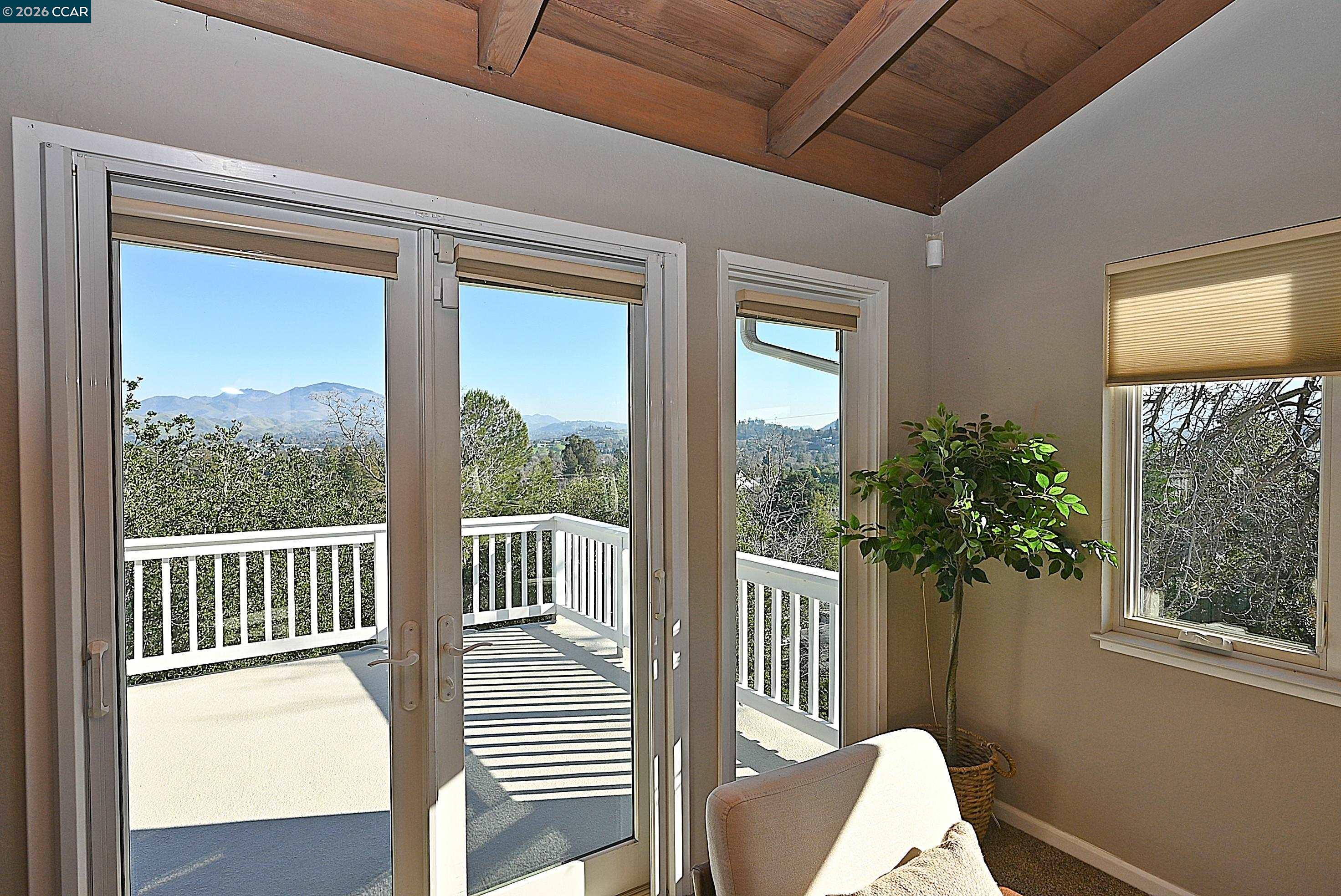 Detail Gallery Image 10 of 51 For 12 Westminster Place, Lafayette,  CA 94549 - 4 Beds | 3 Baths