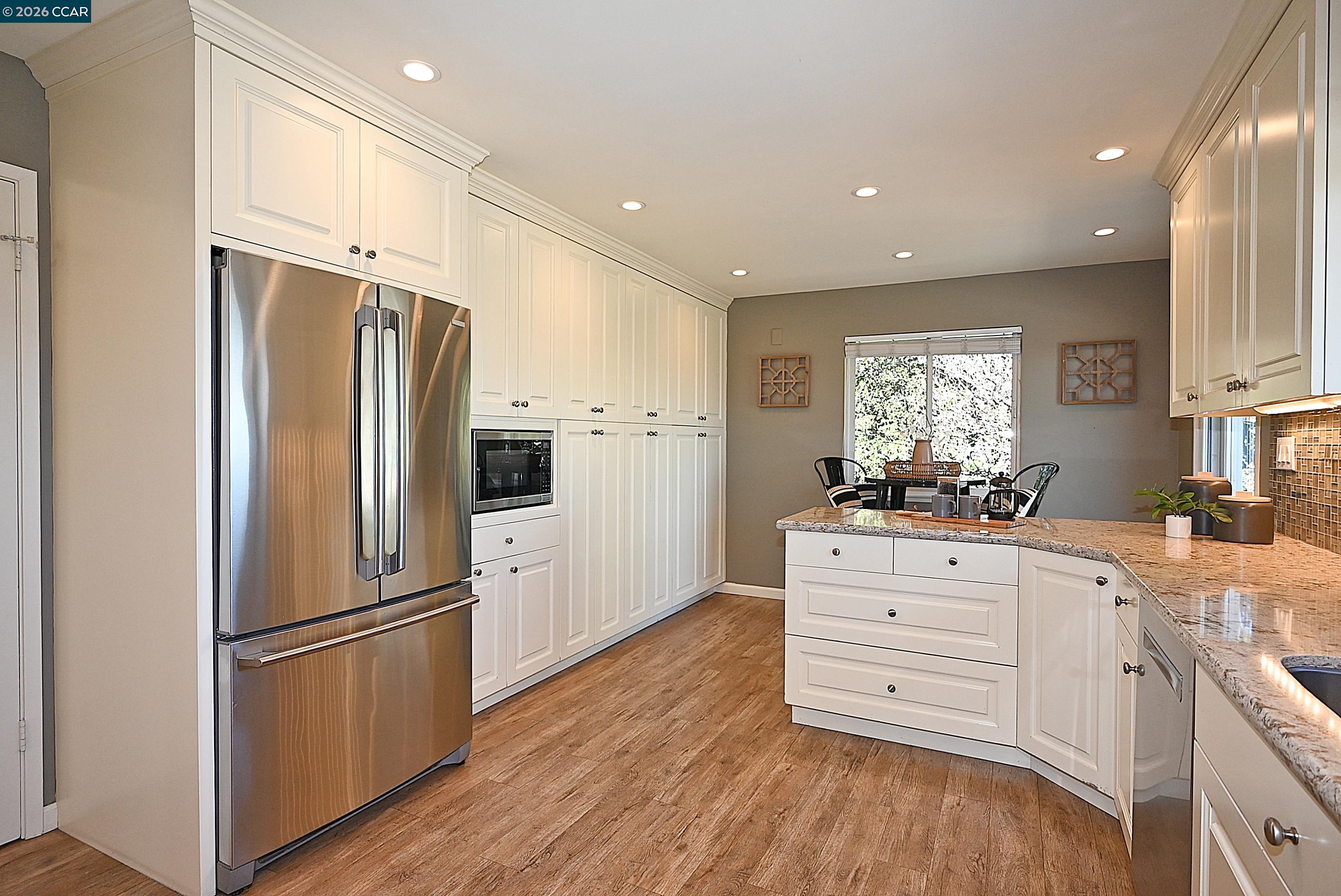 Detail Gallery Image 13 of 51 For 12 Westminster Place, Lafayette,  CA 94549 - 4 Beds | 3 Baths