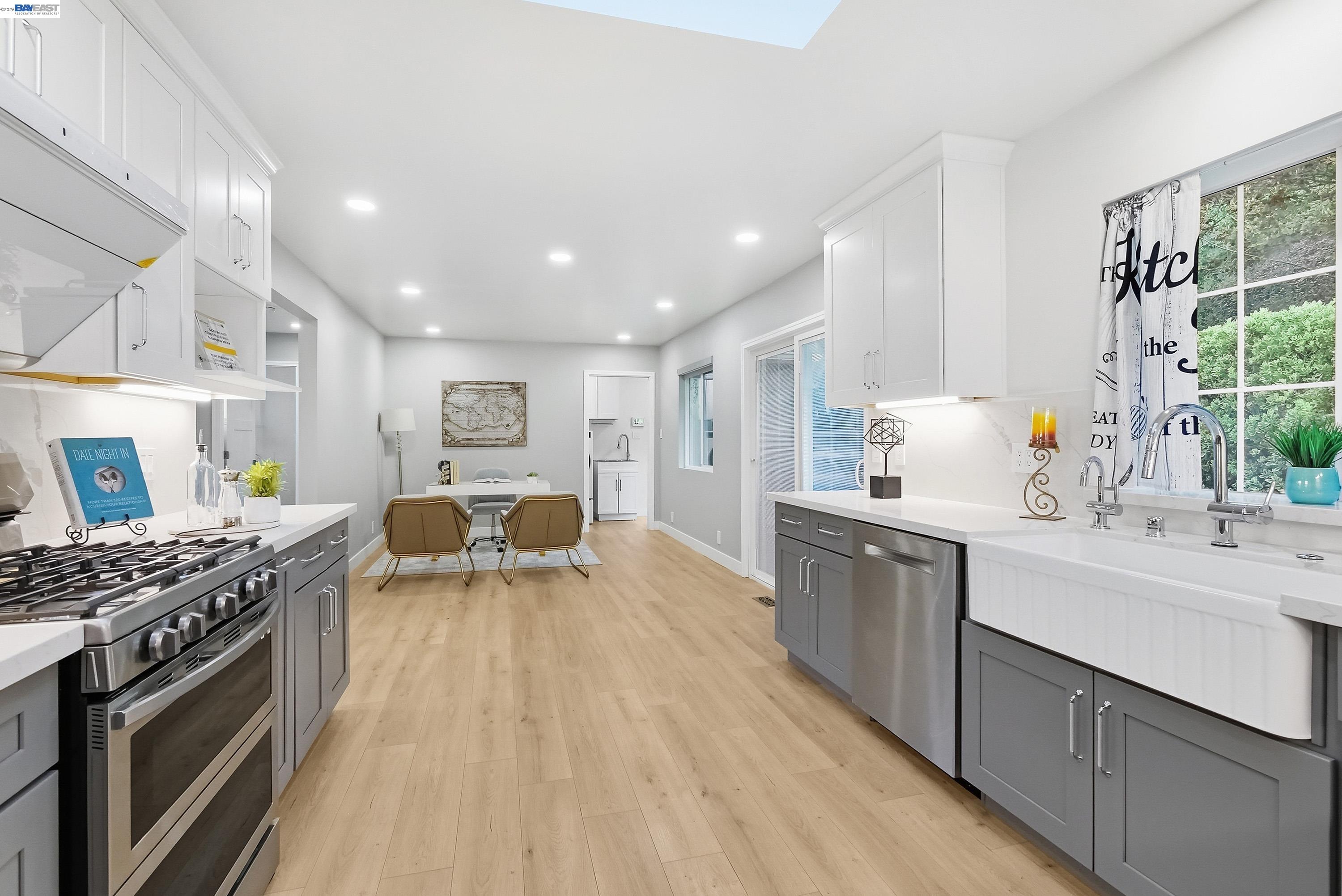 Detail Gallery Image 12 of 44 For 275 Orchard Rd, Orinda,  CA 94563 - 3 Beds | 2/1 Baths