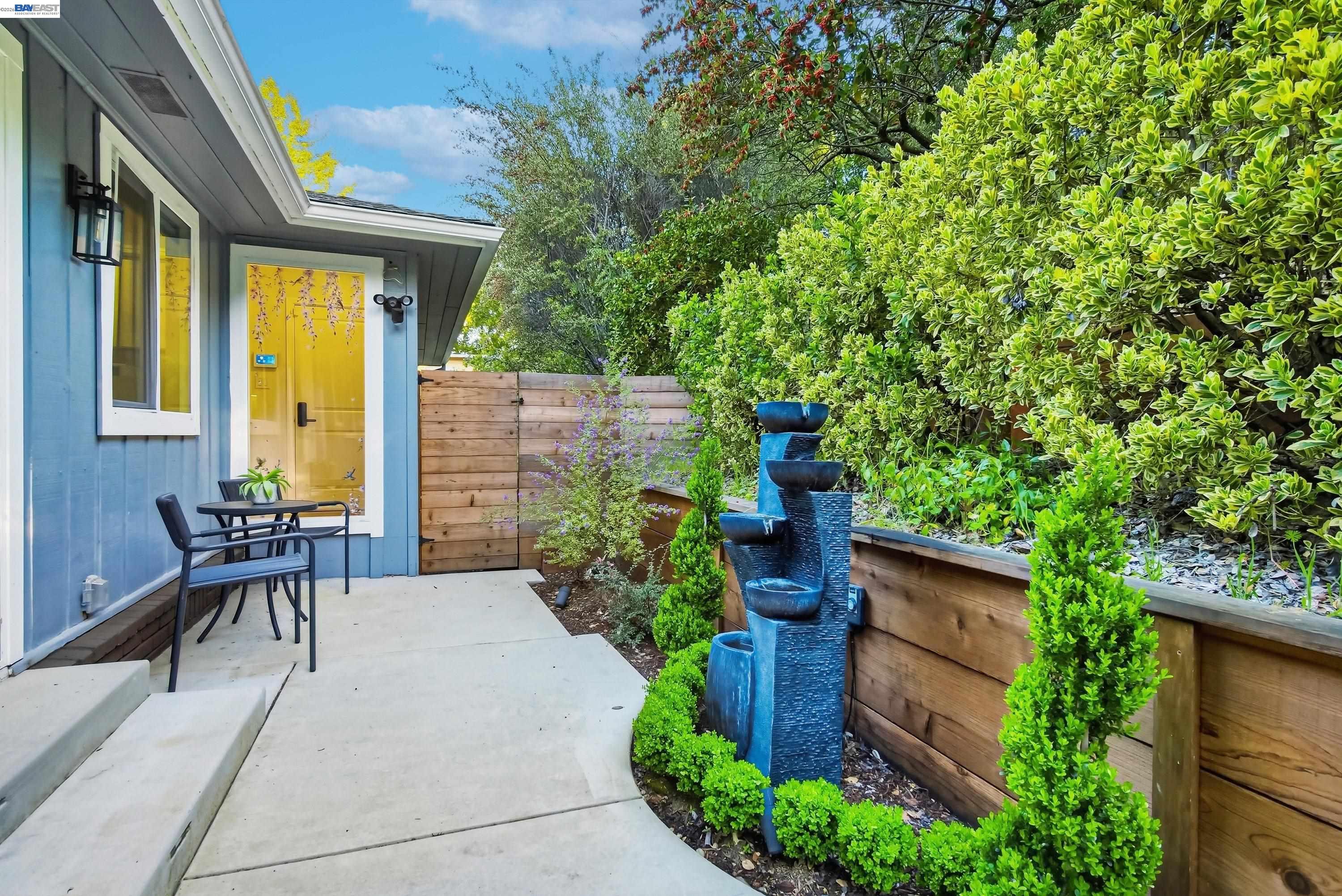 Detail Gallery Image 28 of 44 For 275 Orchard Rd, Orinda,  CA 94563 - 3 Beds | 2/1 Baths