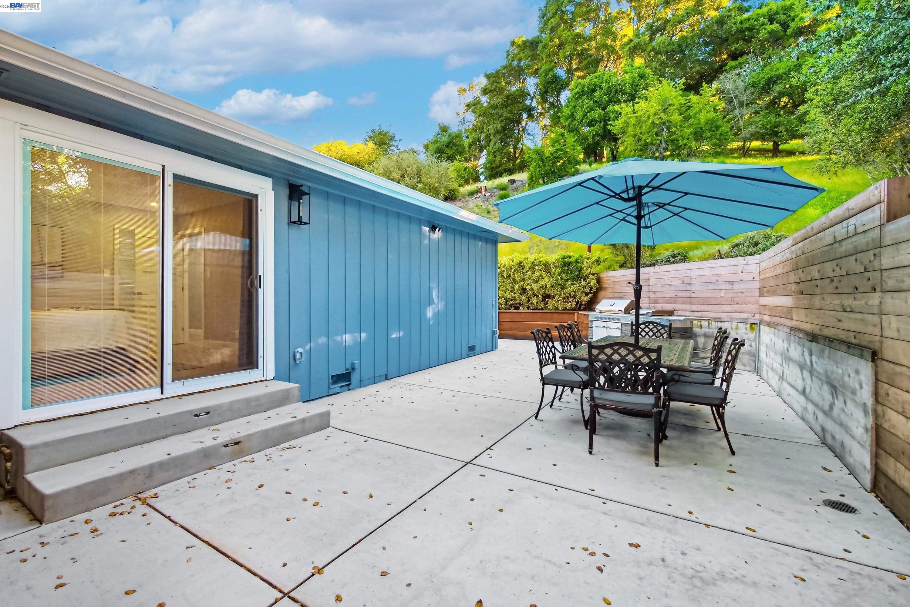 Detail Gallery Image 29 of 44 For 275 Orchard Rd, Orinda,  CA 94563 - 3 Beds | 2/1 Baths