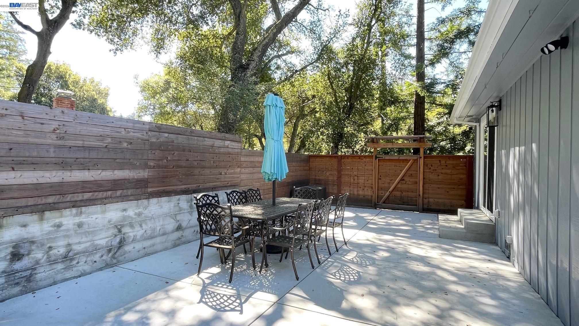 Detail Gallery Image 32 of 44 For 275 Orchard Rd, Orinda,  CA 94563 - 3 Beds | 2/1 Baths