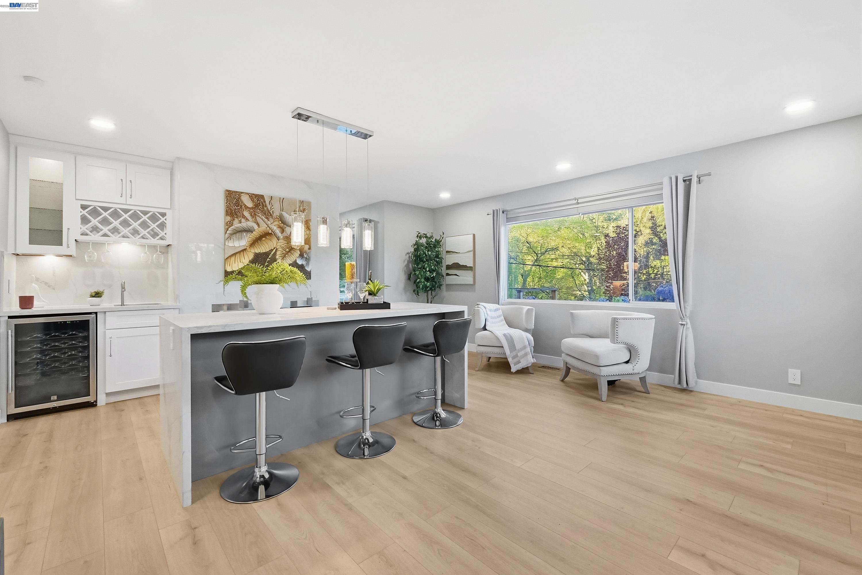 Detail Gallery Image 7 of 44 For 275 Orchard Rd, Orinda,  CA 94563 - 3 Beds | 2/1 Baths