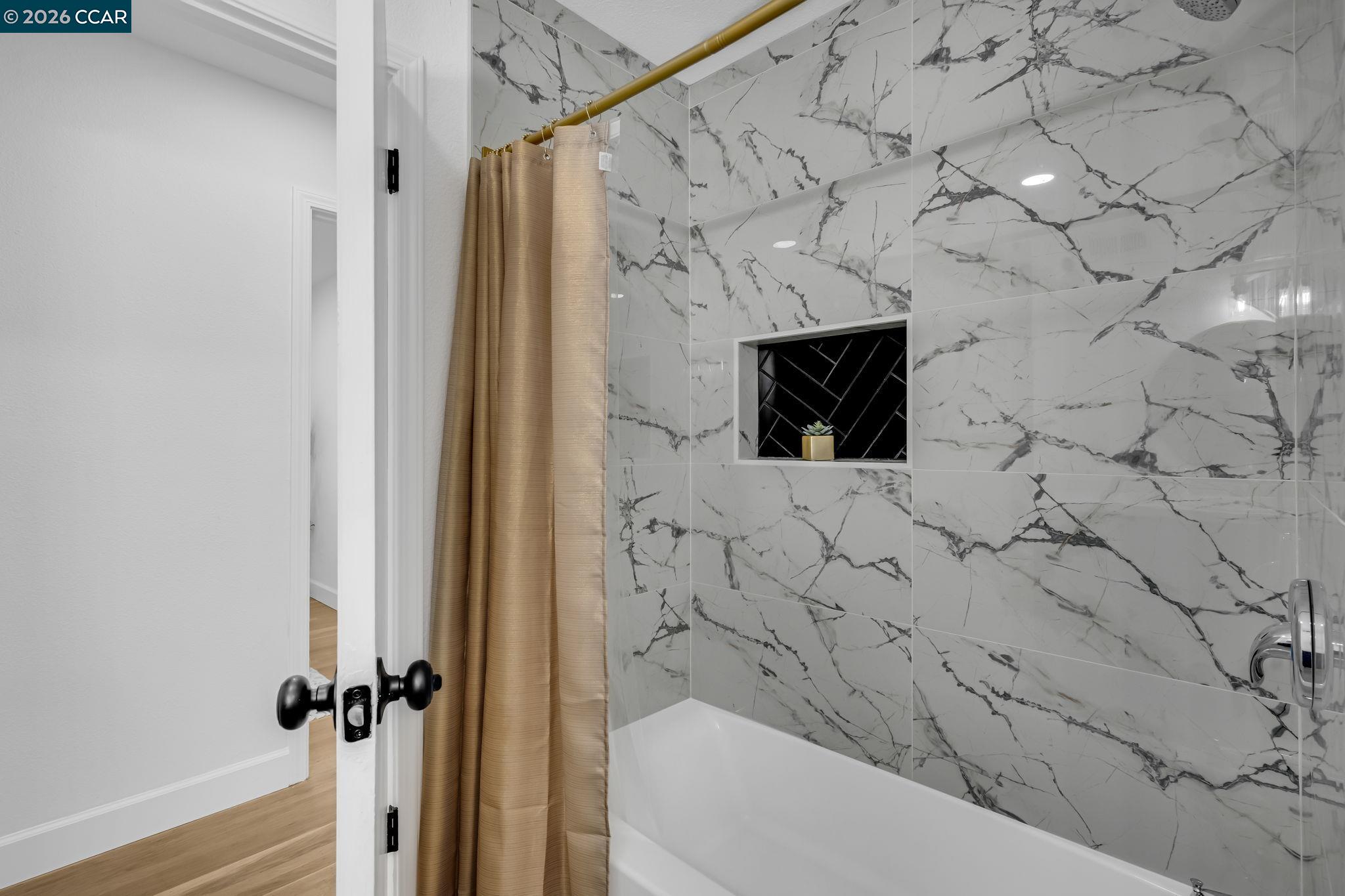 Detail Gallery Image 33 of 59 For 1548 Dianda Dr, Concord,  CA 94521 - 4 Beds | 2 Baths