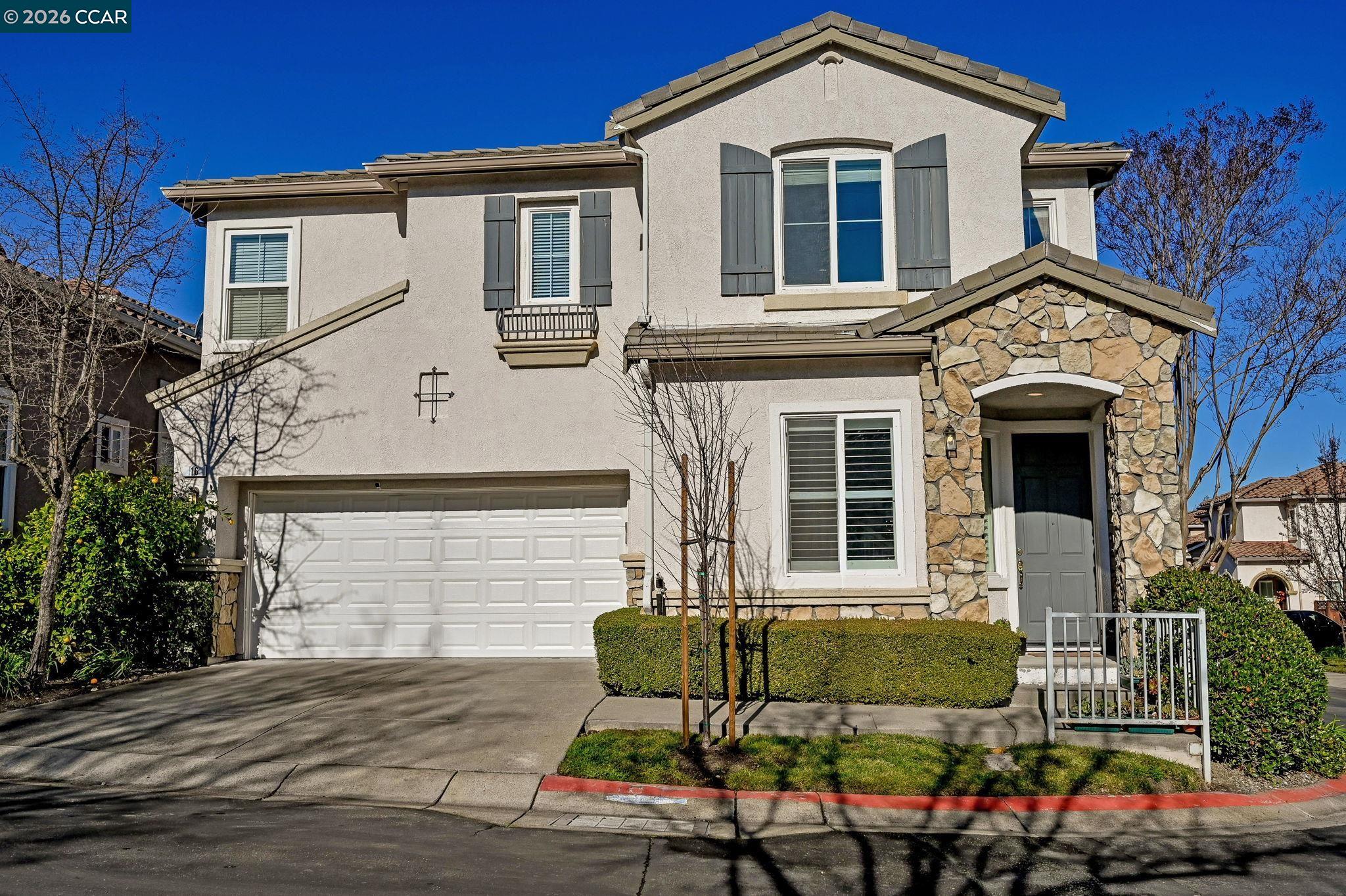 Detail Gallery Image 2 of 30 For 16 Poppy Hills Lane, San Ramon,  CA 94583 - 3 Beds | 2/1 Baths