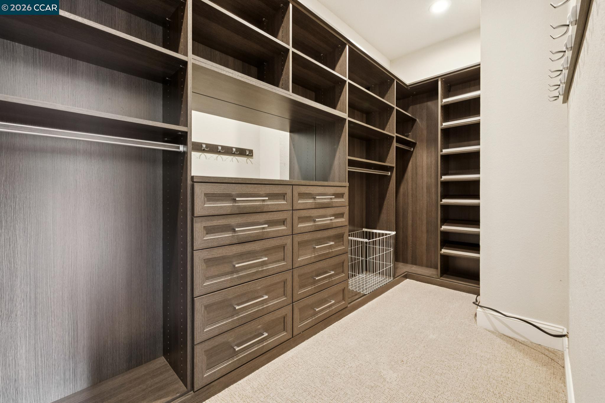 Detail Gallery Image 34 of 60 For 25 Woodland Dr, Alamo,  CA 94507 - 5 Beds | 5/1 Baths