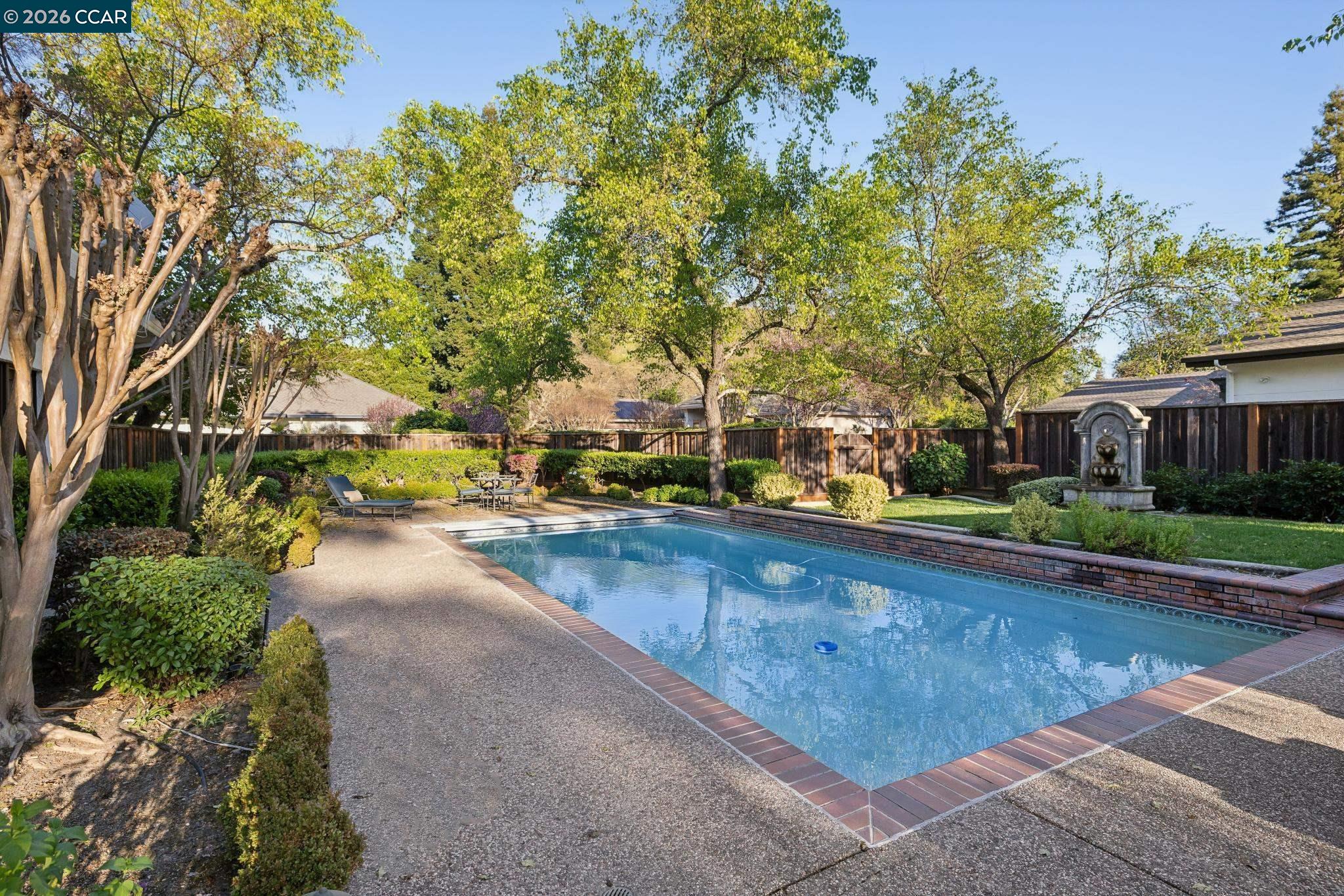 Detail Gallery Image 54 of 60 For 25 Woodland Dr, Alamo,  CA 94507 - 5 Beds | 5/1 Baths