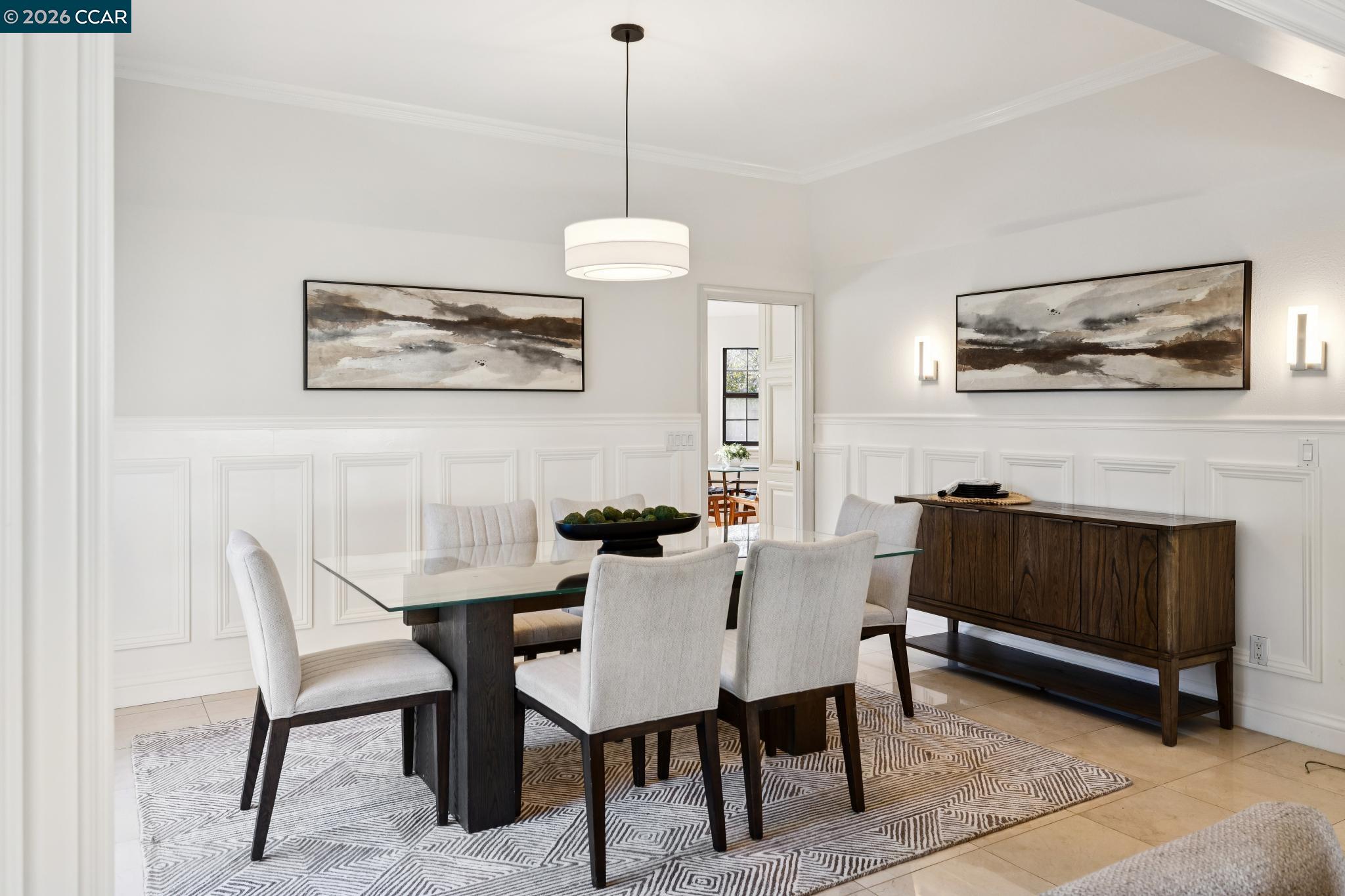 Detail Gallery Image 10 of 60 For 25 Woodland Dr, Alamo,  CA 94507 - 5 Beds | 5/1 Baths