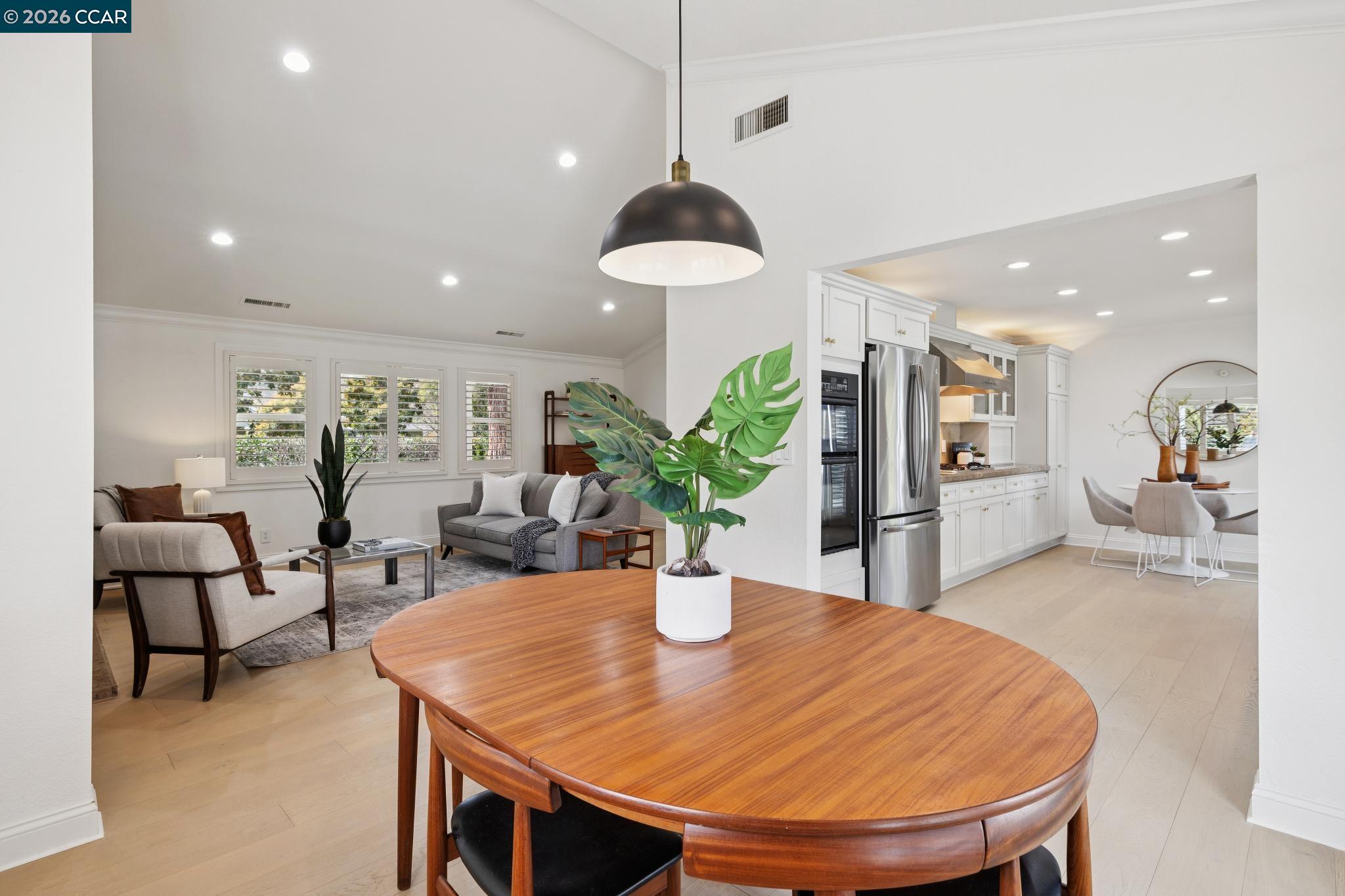 Detail Gallery Image 12 of 60 For 170 S Jackson Way, Alamo,  CA 94507 - 3 Beds | 3 Baths