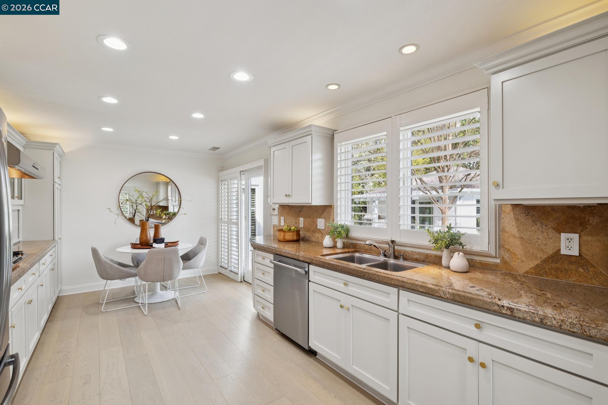 Detail Gallery Image 15 of 60 For 170 S Jackson Way, Alamo,  CA 94507 - 3 Beds | 3 Baths