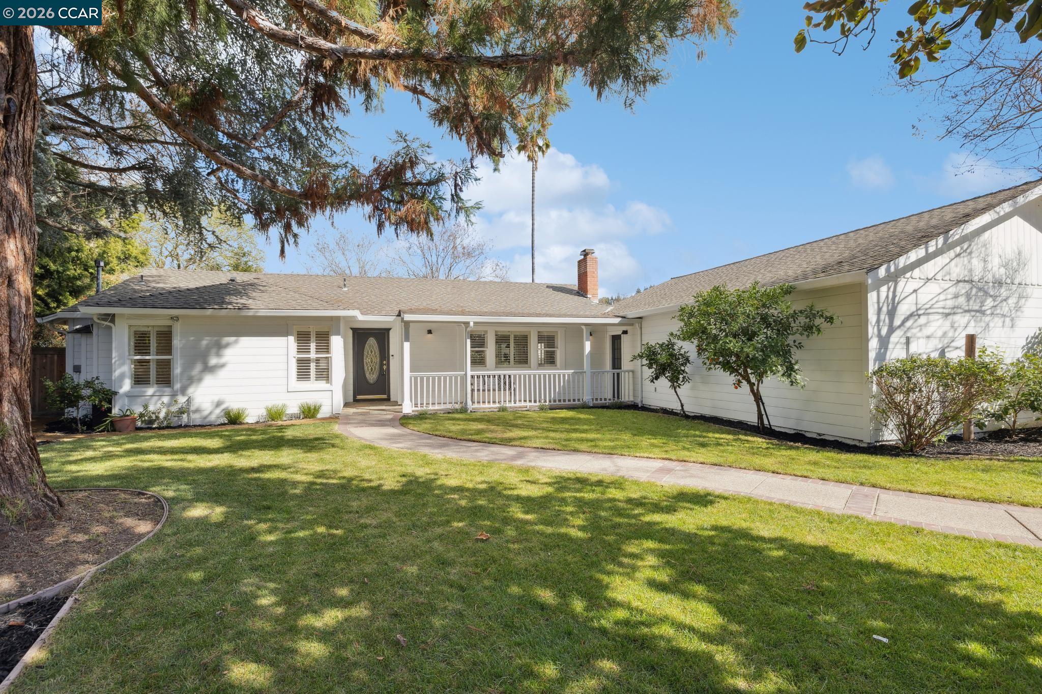 Detail Gallery Image 3 of 60 For 170 S Jackson Way, Alamo,  CA 94507 - 3 Beds | 3 Baths