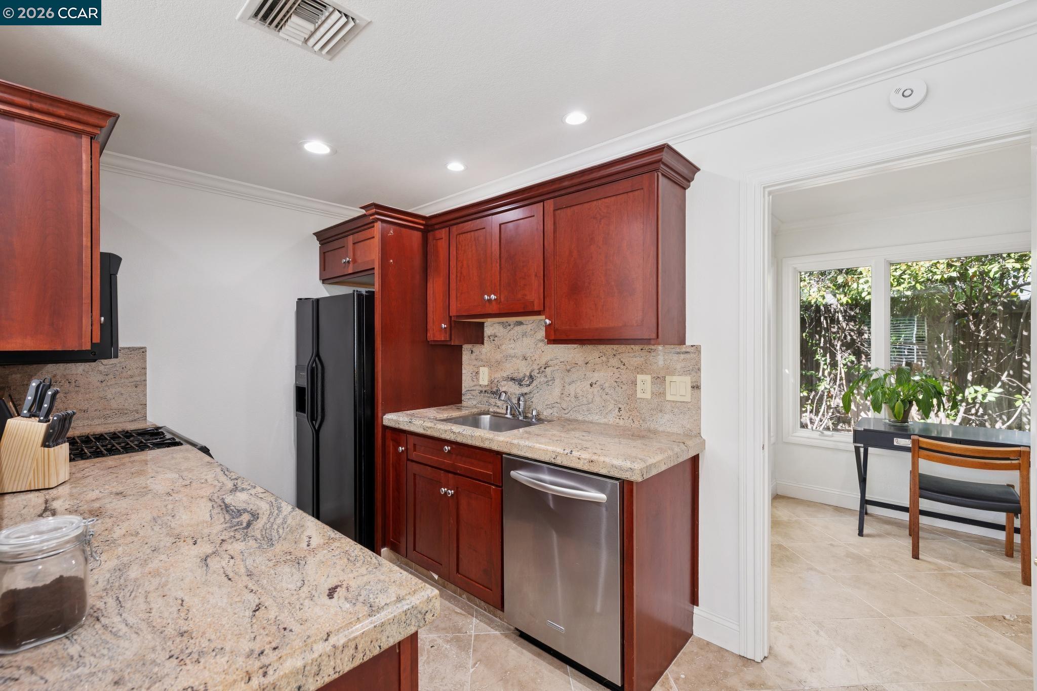 Detail Gallery Image 35 of 60 For 170 S Jackson Way, Alamo,  CA 94507 - 3 Beds | 3 Baths