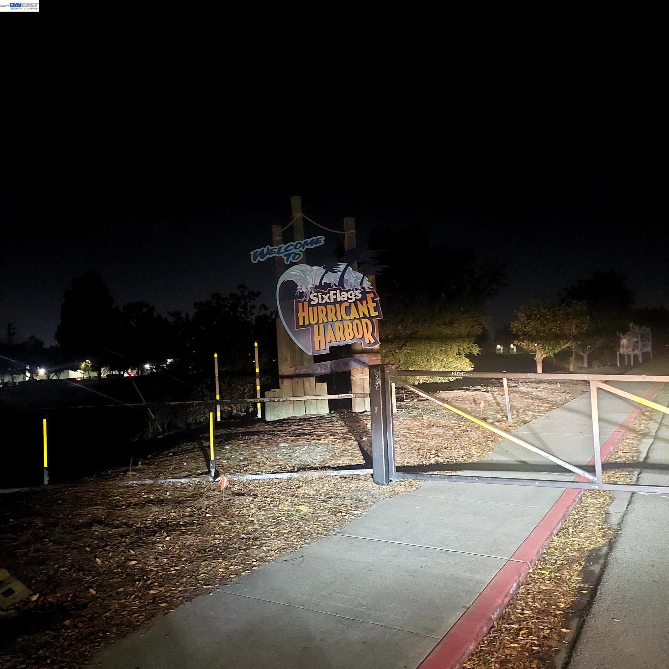 Photo #4: 41125715 Listing: Photo #4