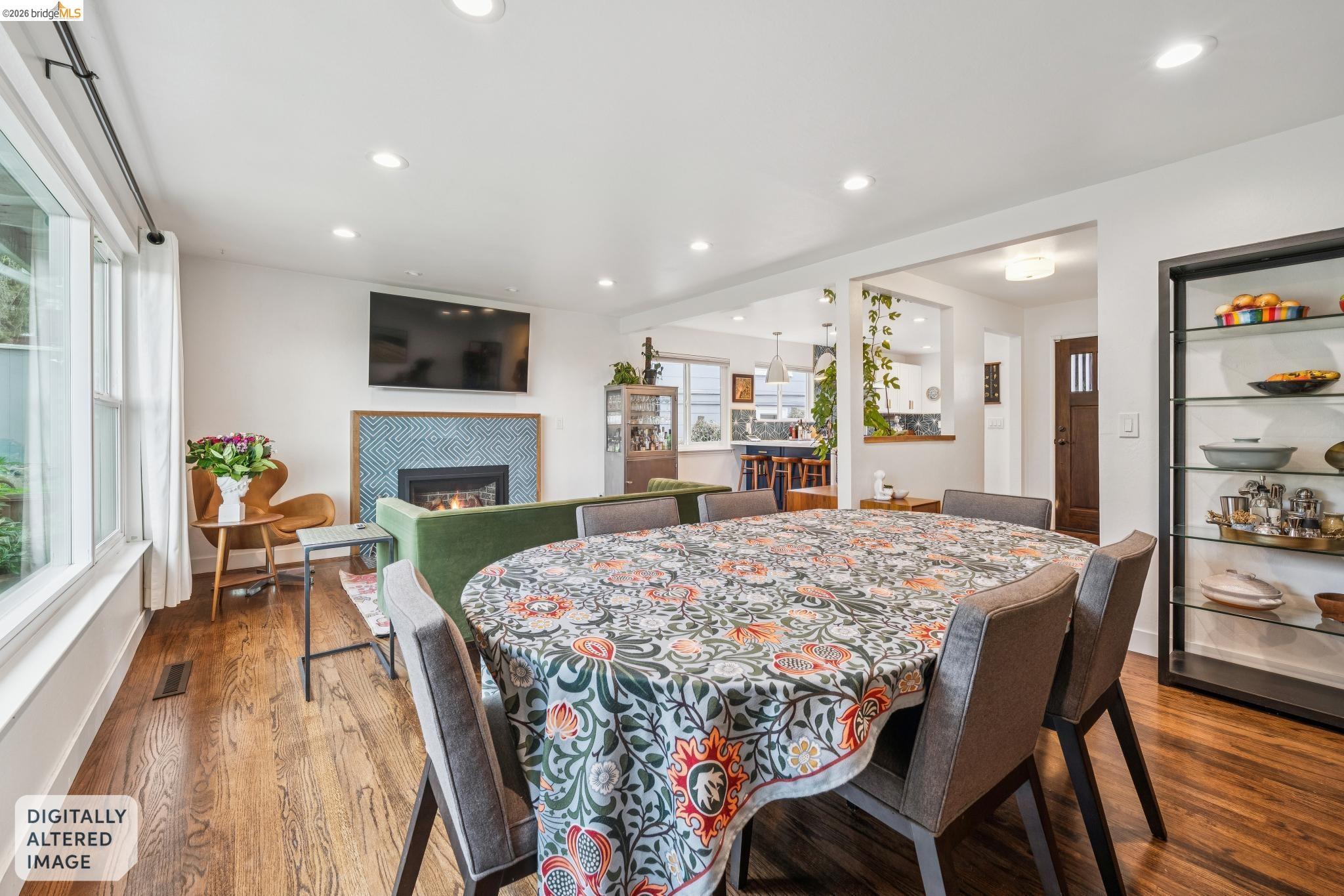 Detail Gallery Image 15 of 56 For 5845 Bernhard Ave, Richmond,  CA 94805 - 3 Beds | 1/1 Baths