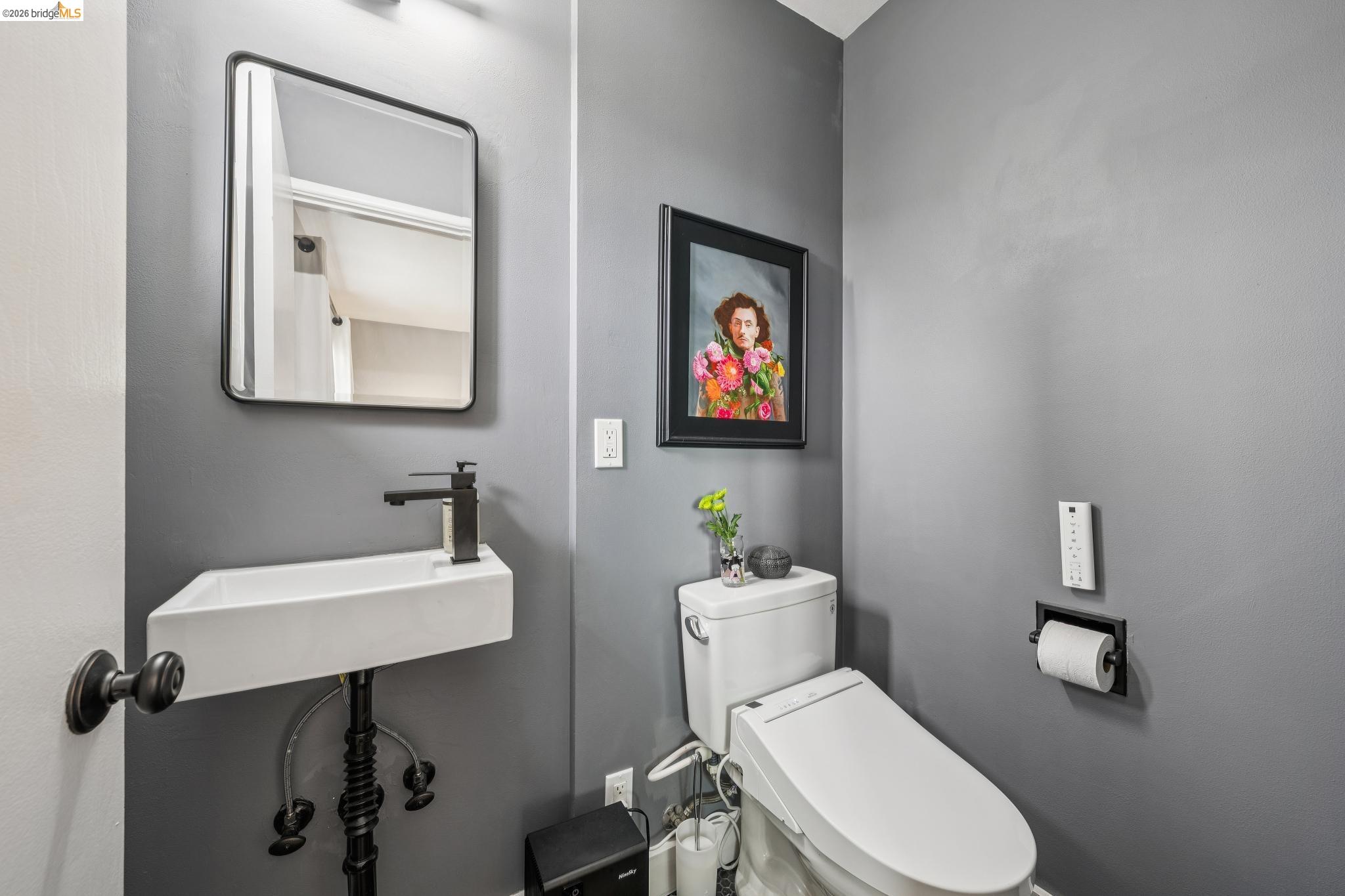 Detail Gallery Image 34 of 56 For 5845 Bernhard Ave, Richmond,  CA 94805 - 3 Beds | 1/1 Baths