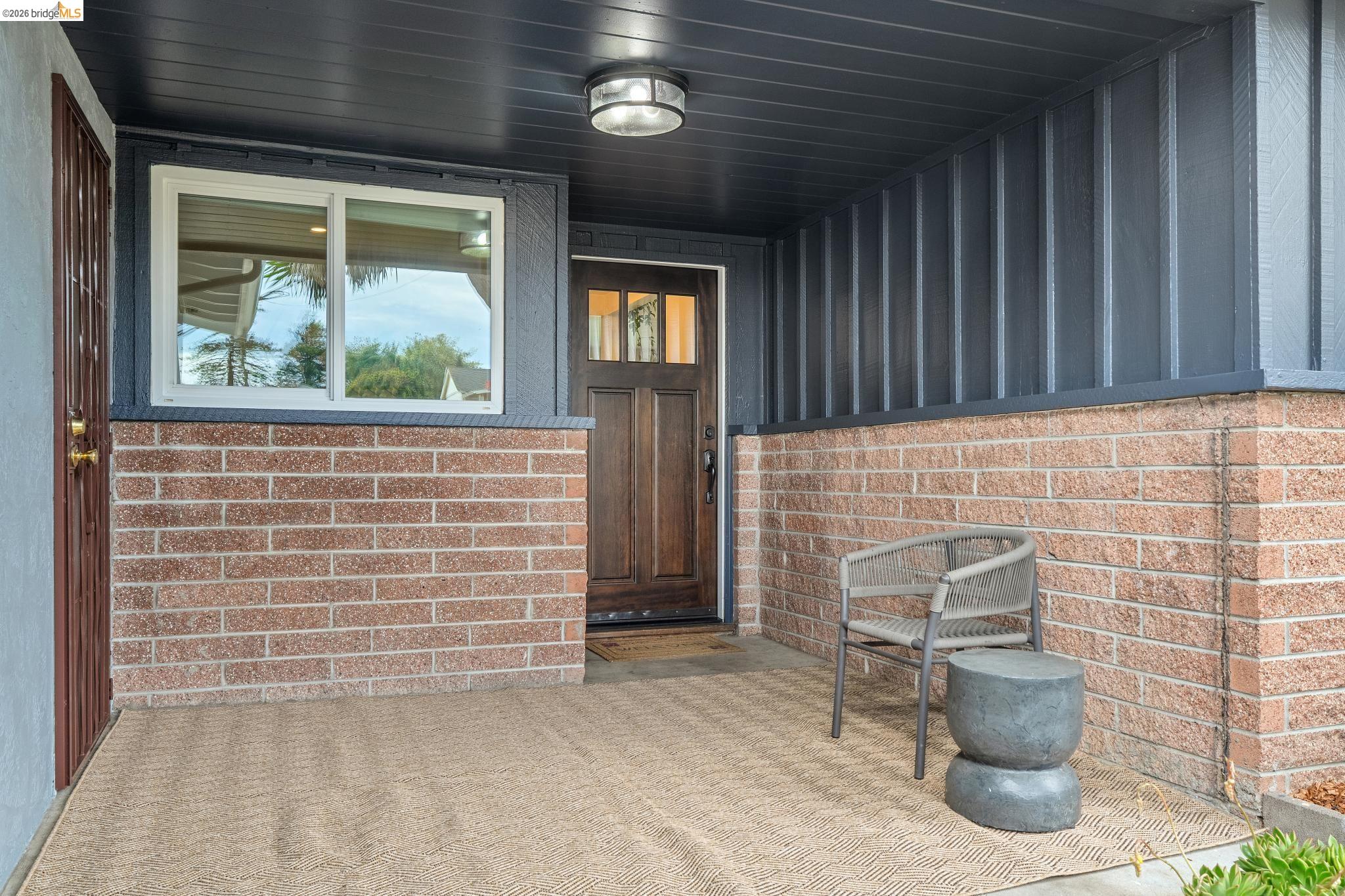 Detail Gallery Image 5 of 56 For 5845 Bernhard Ave, Richmond,  CA 94805 - 3 Beds | 1/1 Baths