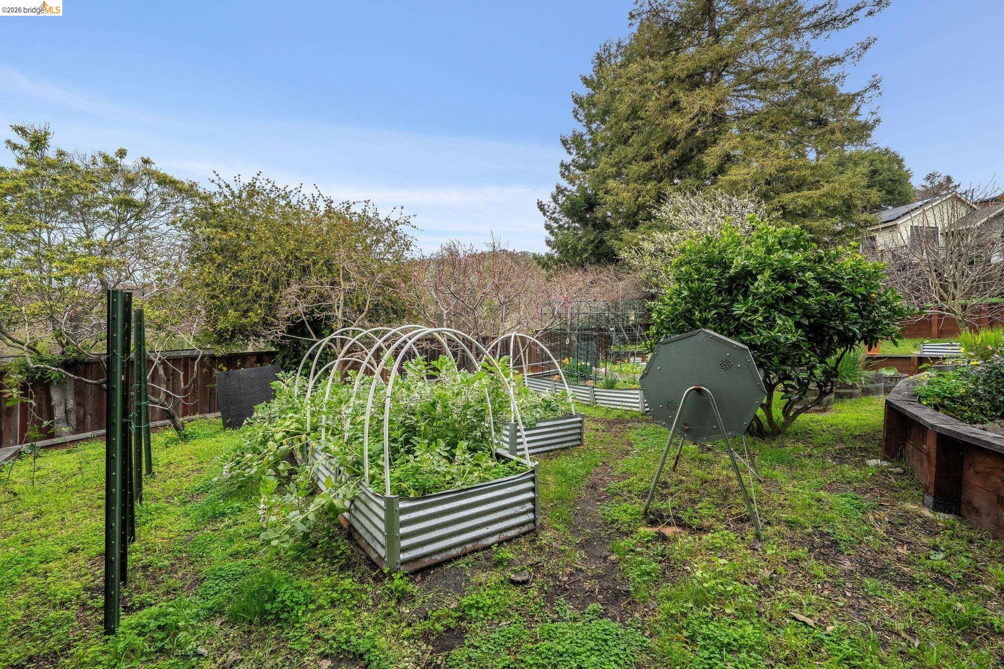 Detail Gallery Image 47 of 56 For 5845 Bernhard Ave, Richmond,  CA 94805 - 3 Beds | 1/1 Baths