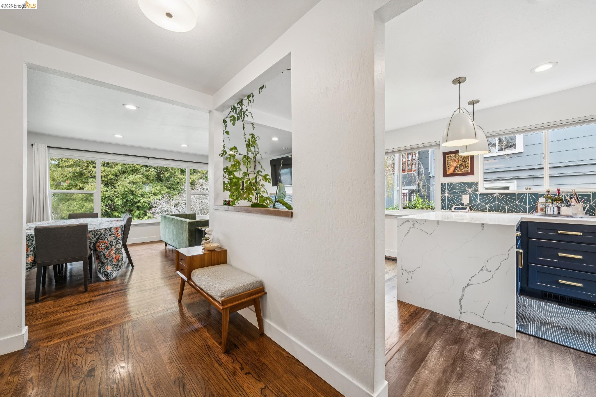 Detail Gallery Image 6 of 56 For 5845 Bernhard Ave, Richmond,  CA 94805 - 3 Beds | 1/1 Baths