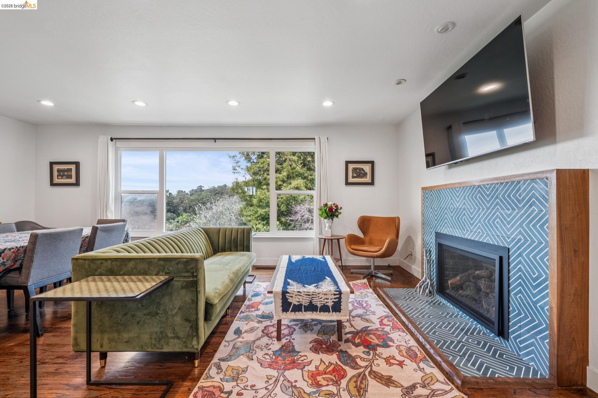 Detail Gallery Image 10 of 56 For 5845 Bernhard Ave, Richmond,  CA 94805 - 3 Beds | 1/1 Baths