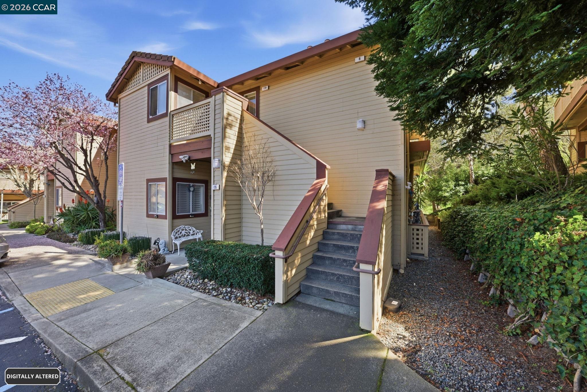 Photo #2: 41125720 Listing: Photo #2