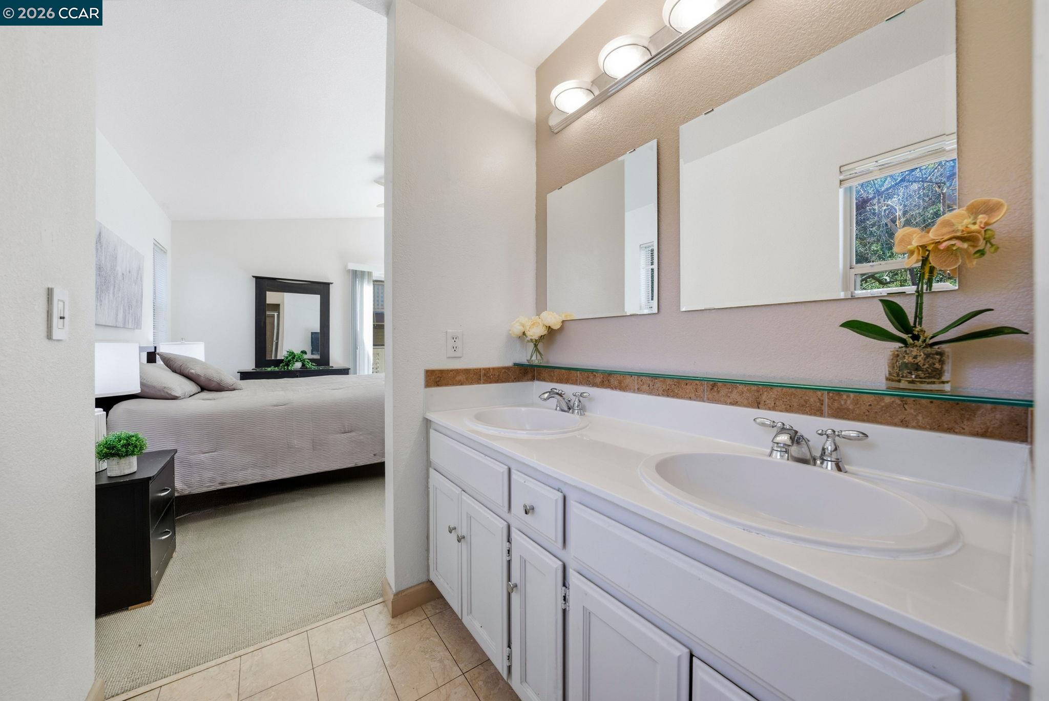 Photo #28: 41125720 Listing: Photo #28