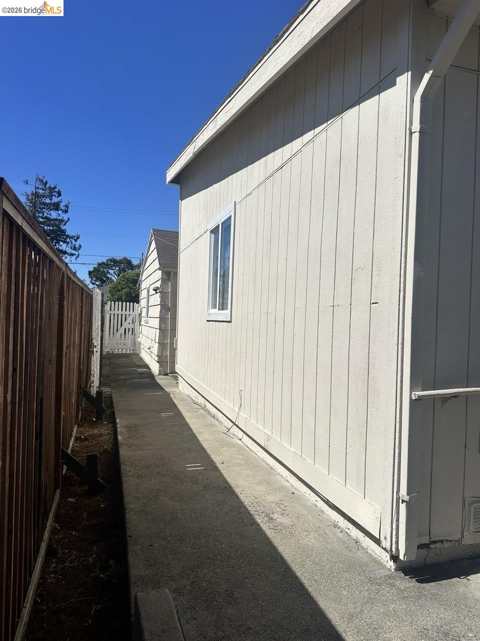 Detail Gallery Image 39 of 41 For 844 37th St, Richmond,  CA 94805 - 5 Beds | 2 Baths