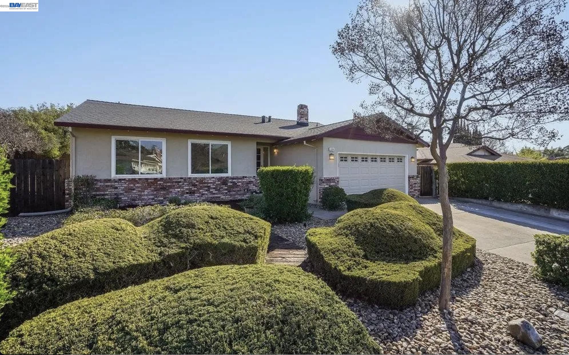 Detail Gallery Image 2 of 13 For Saint James Place, Antioch,  CA 94509 - 3 Beds | 2 Baths