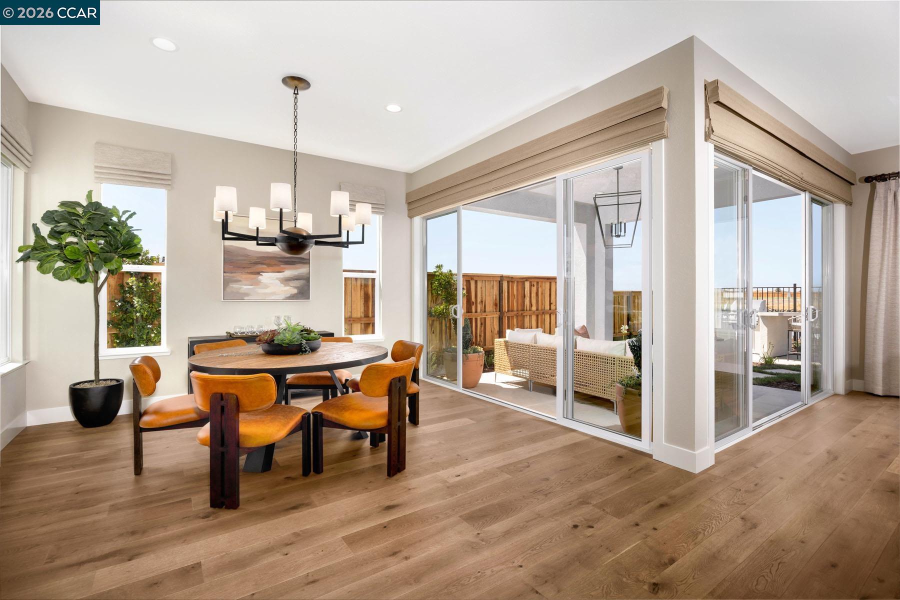 Detail Gallery Image 10 of 19 For 17585 Bushwick Lane, Lathrop,  CA 95330 - 5 Beds | 3 Baths