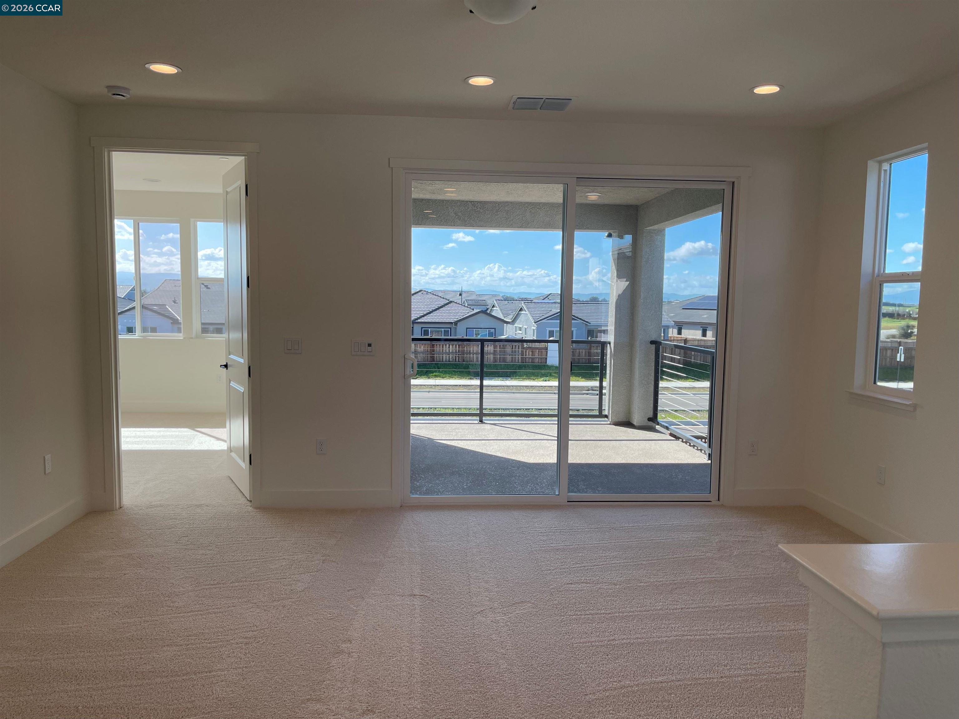 Detail Gallery Image 6 of 10 For 17549 Bushwick Lane, Lathrop,  CA 95330 - 5 Beds | 3 Baths