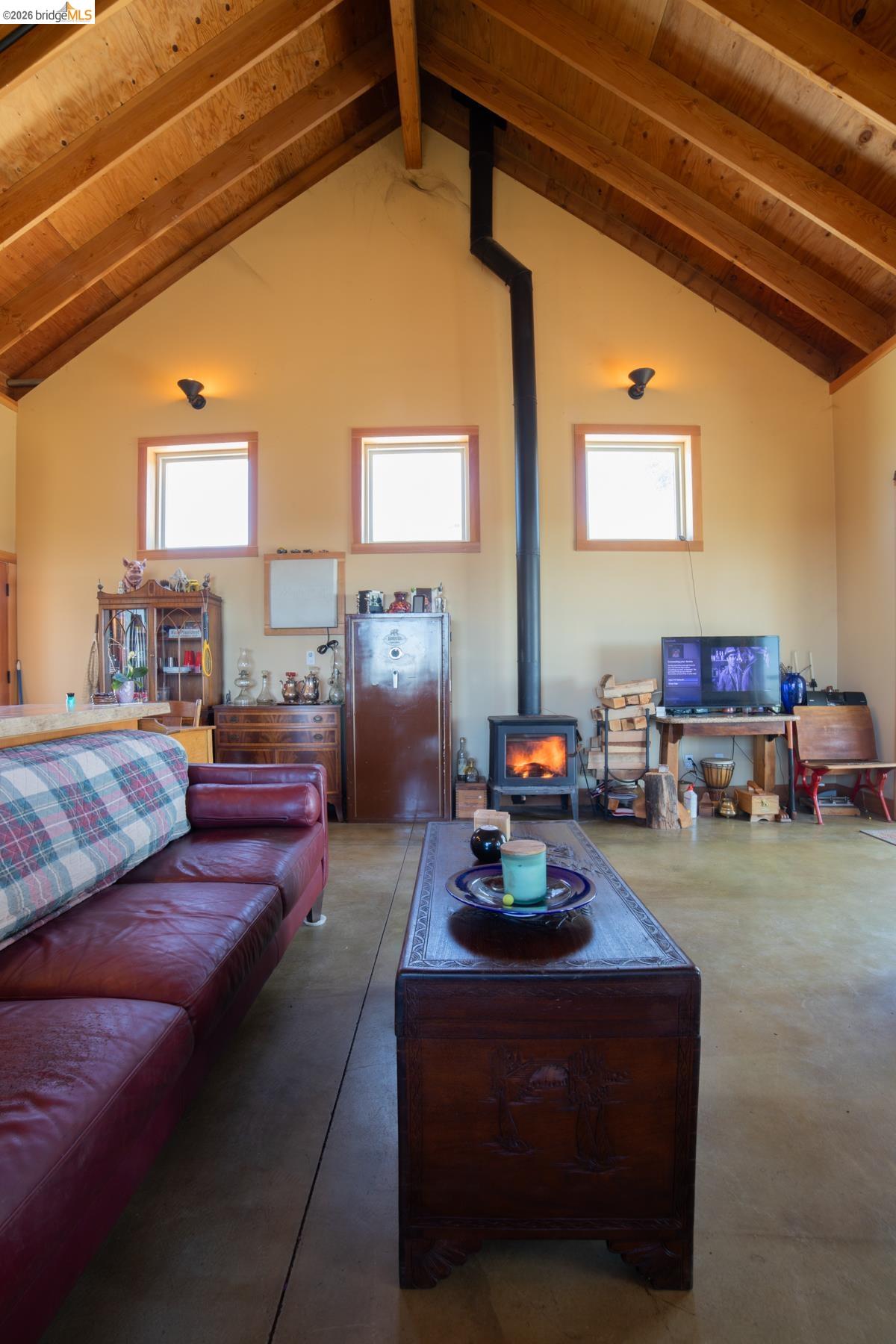 Detail Gallery Image 12 of 35 For 6899 Eagleview Dr., Mountain Ranch,  CA 95246 - 1 Beds | 1 Baths