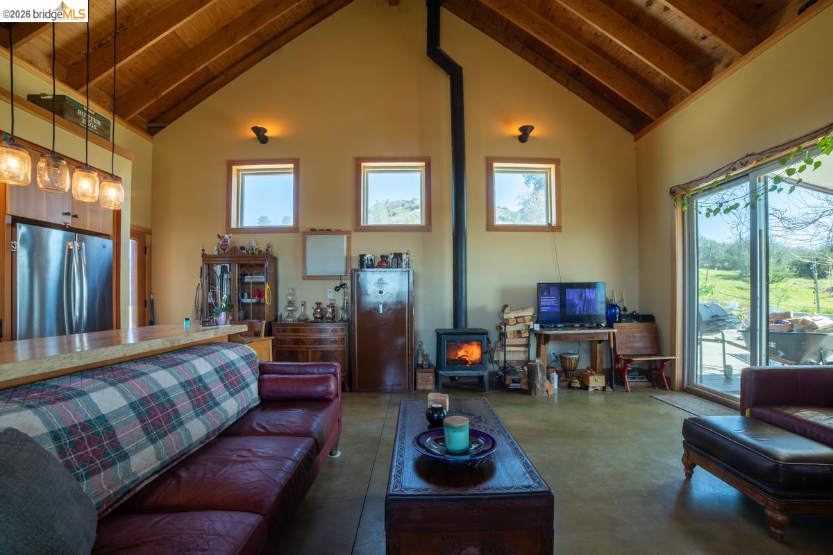 Detail Gallery Image 13 of 35 For 6899 Eagleview Dr., Mountain Ranch,  CA 95246 - 1 Beds | 1 Baths